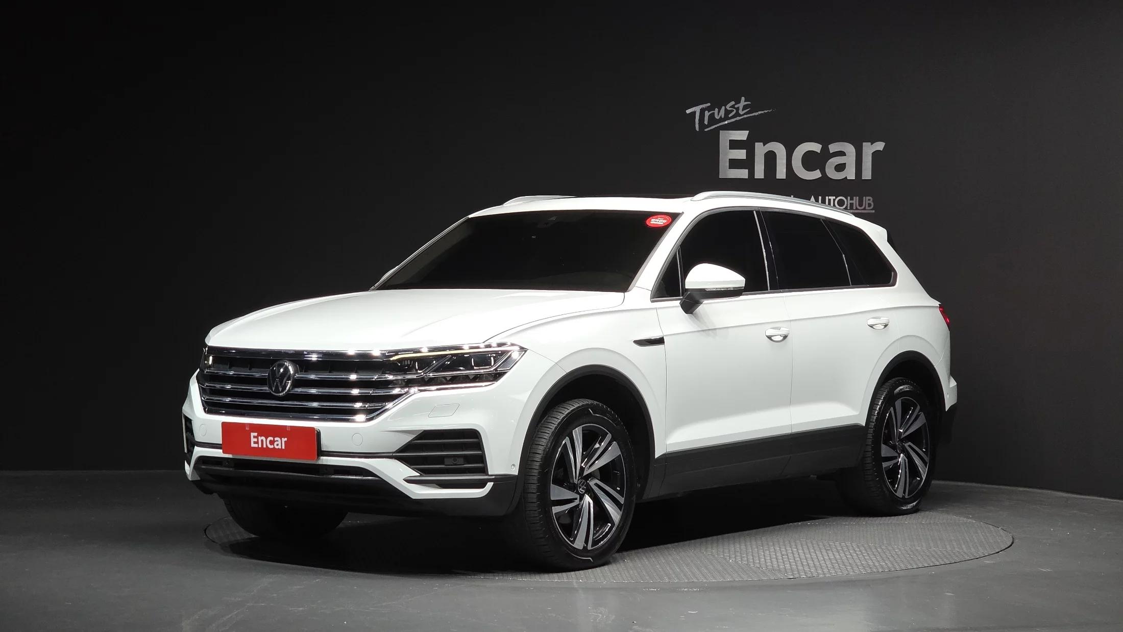 Volkswagen Touareg 3.0 TDI Premium, 2022 г. 92126 км.