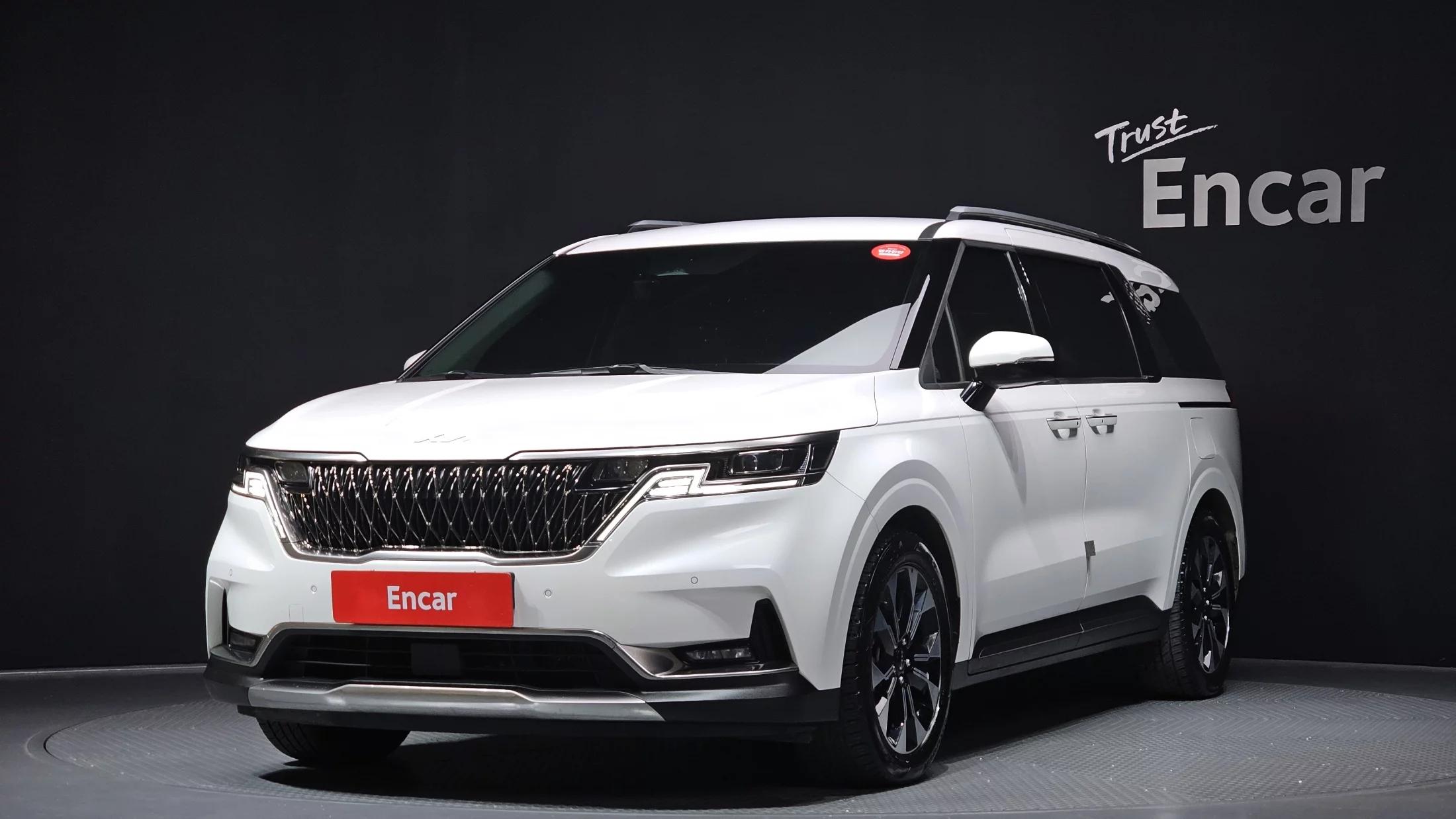 Kia Carnival 9-Seater Noblesse, 2021 г. 142649 км.