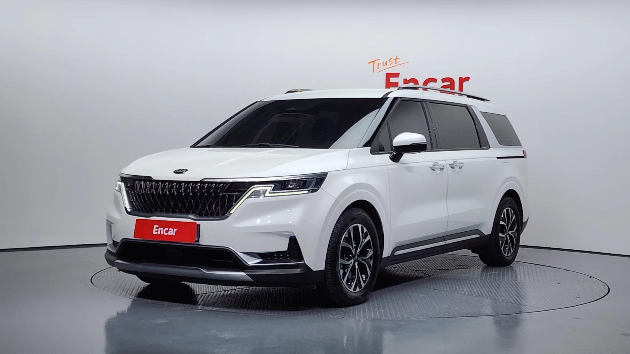 Kia Carnival 9-Seater Noblesse, 2021 г. 90627 км.
