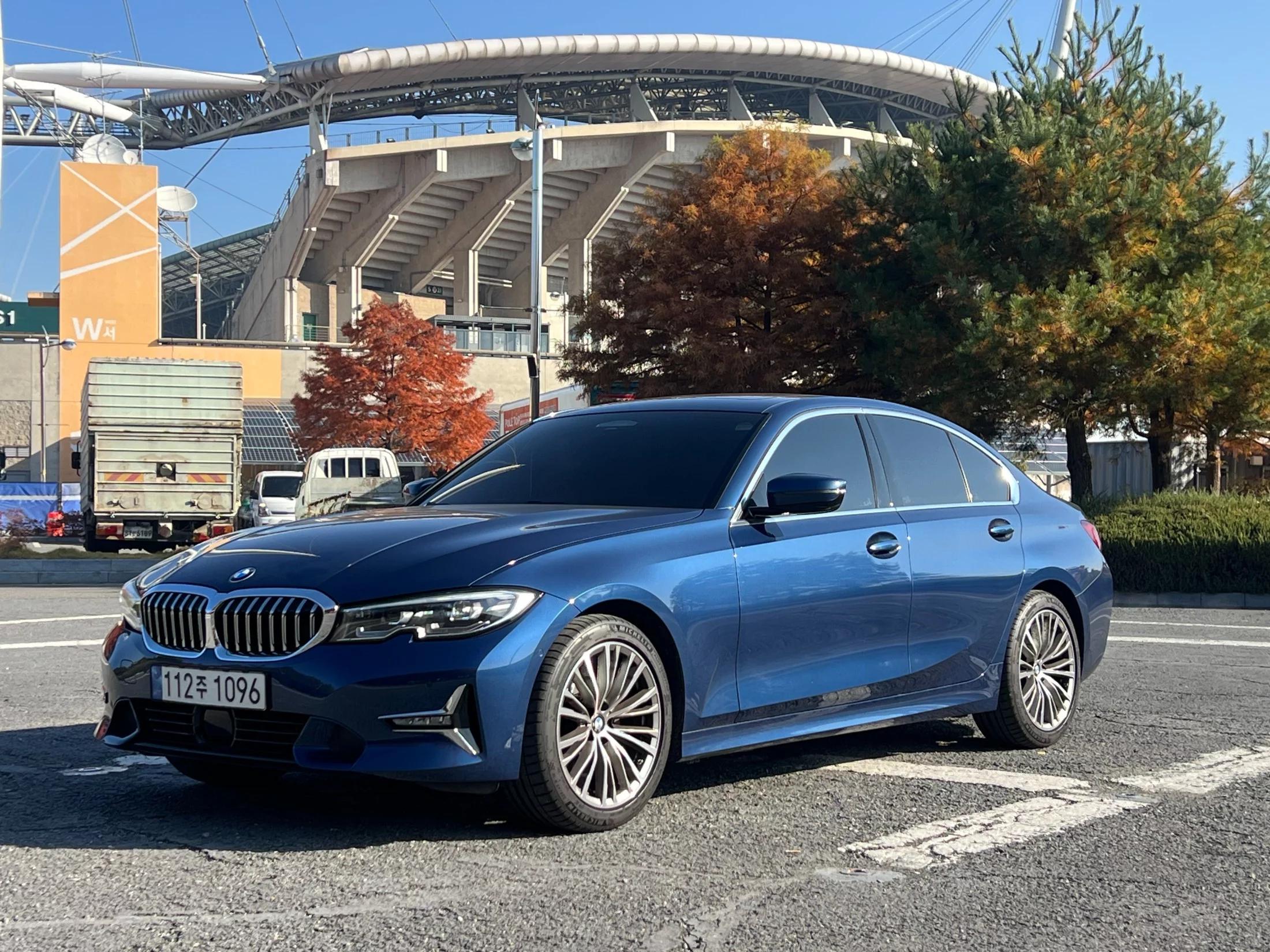 BMW 3-Series 320i Luxury, 2022 г. 39011 км.