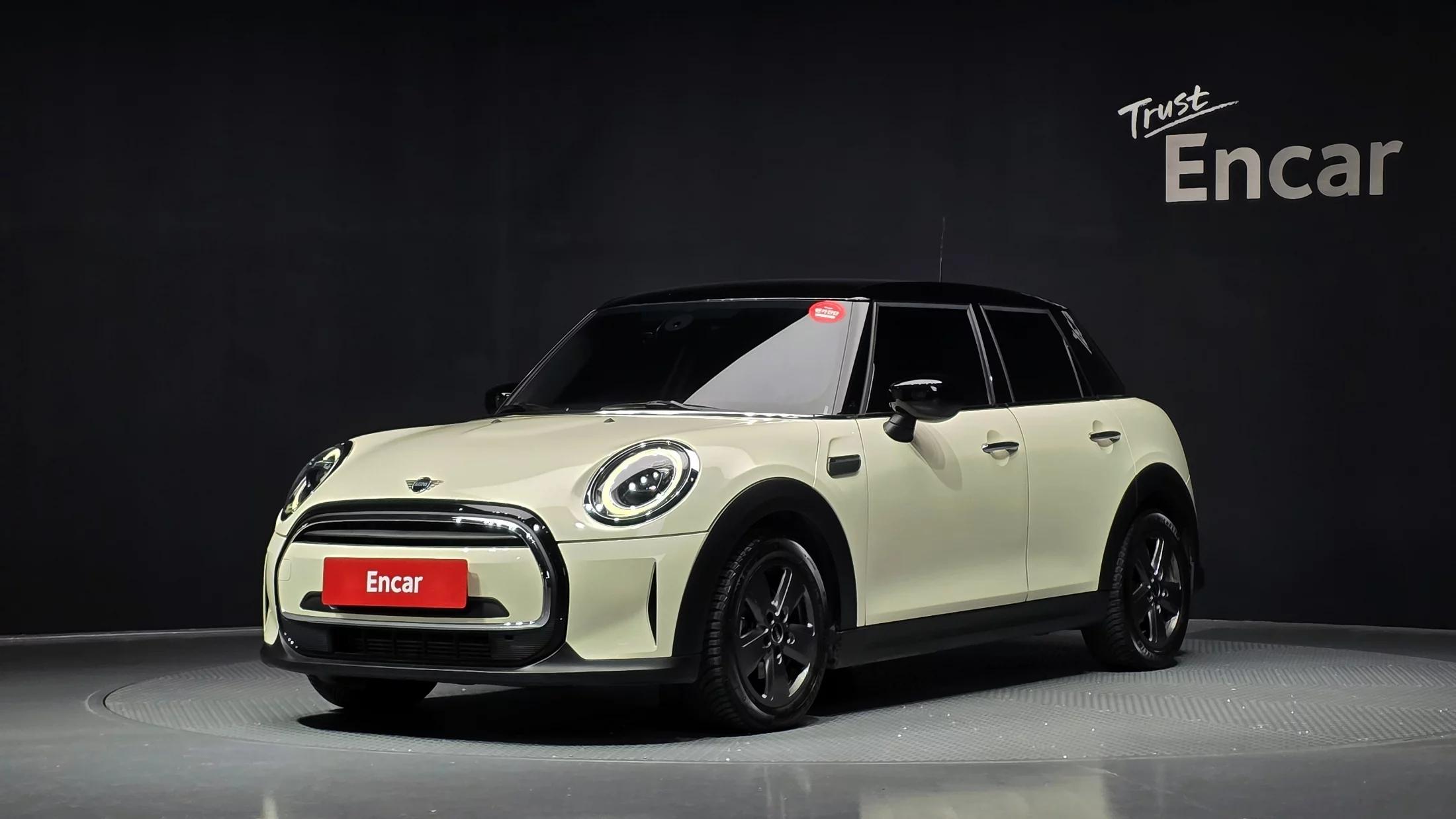 MINI Cooper 5Door Classic Third Generation, 2022 г. 29388 км.