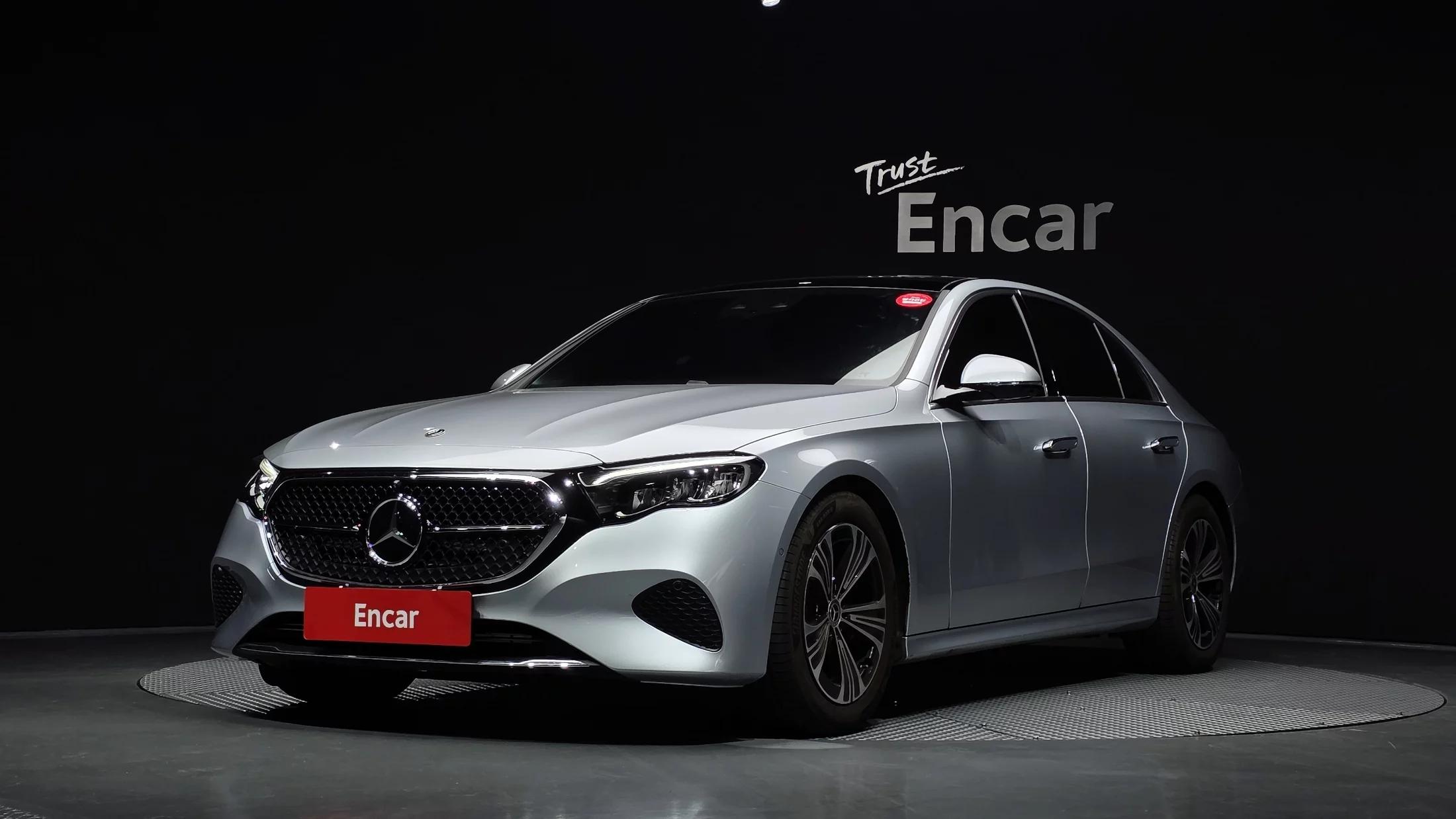 Mercedes-Benz E-Class E200 Avantgarde, 2025 г. 9986 км.