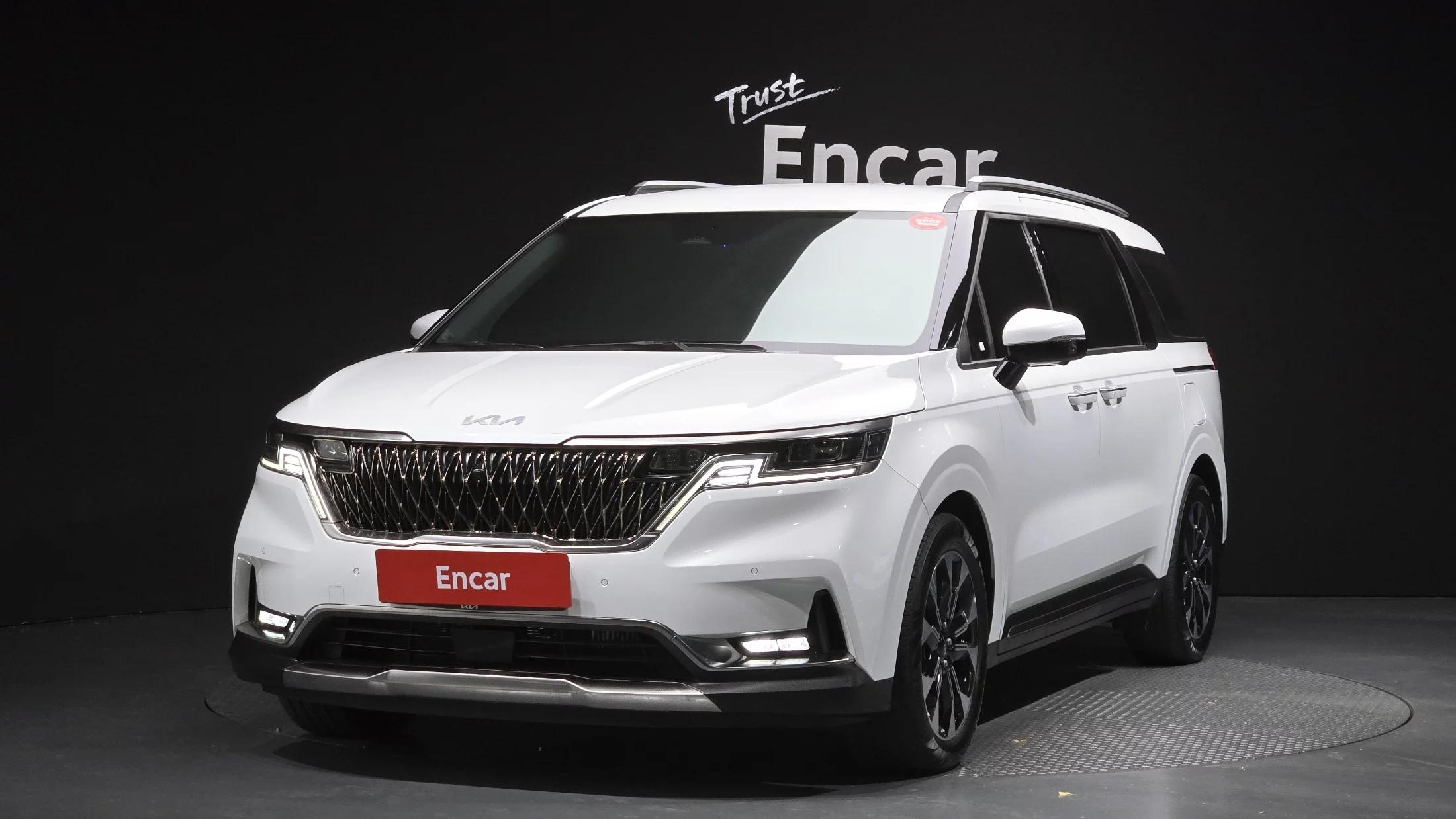 Kia Carnival 7-Seater Signature, 2023 г. 26682 км.