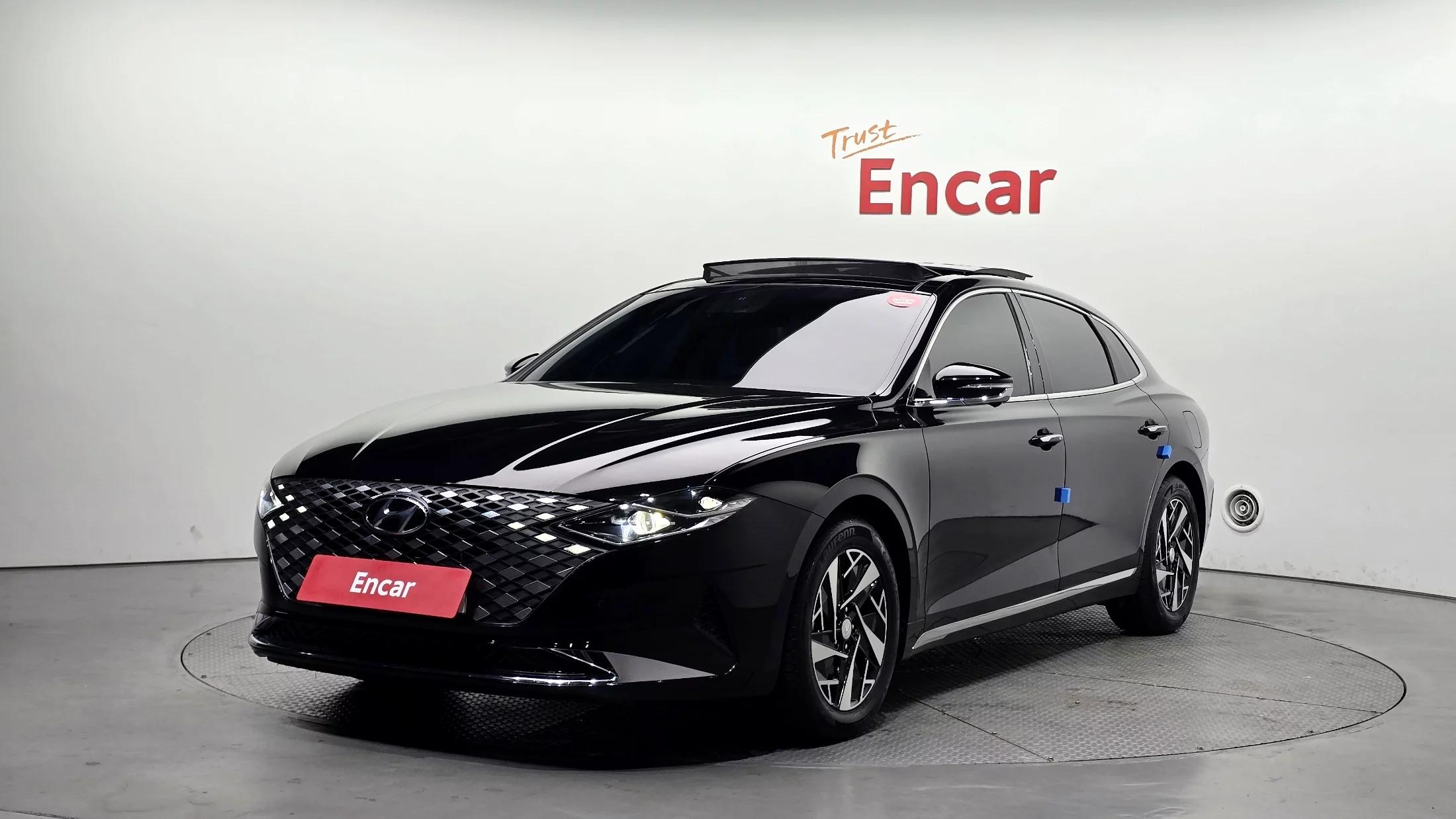 Hyundai Grandeur Exclusive, гибрид, 2021 г. 38106 км.