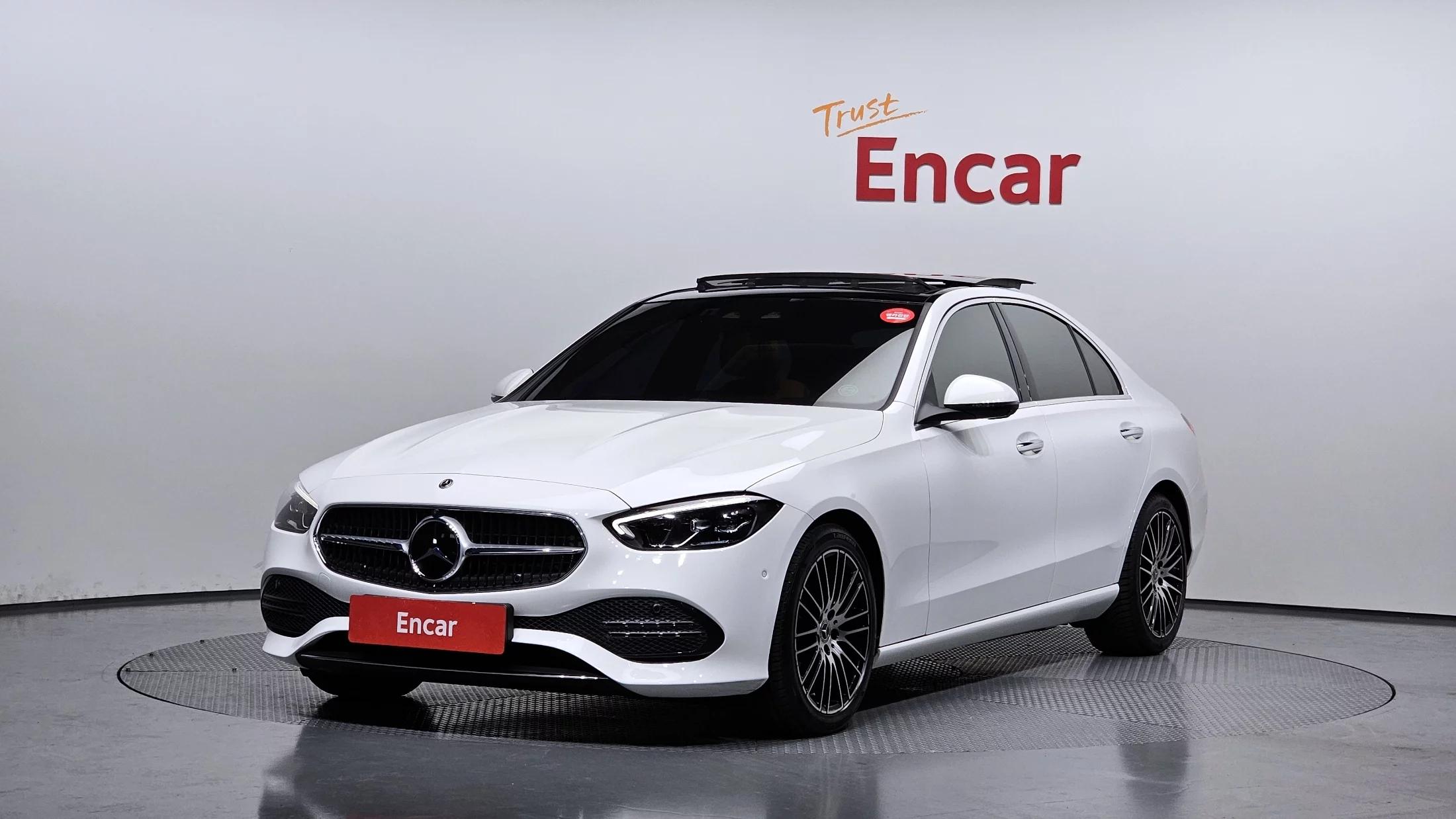Mercedes-Benz C-Class C300 4MATIC Avantgarde, 2024 г. 20850 км.