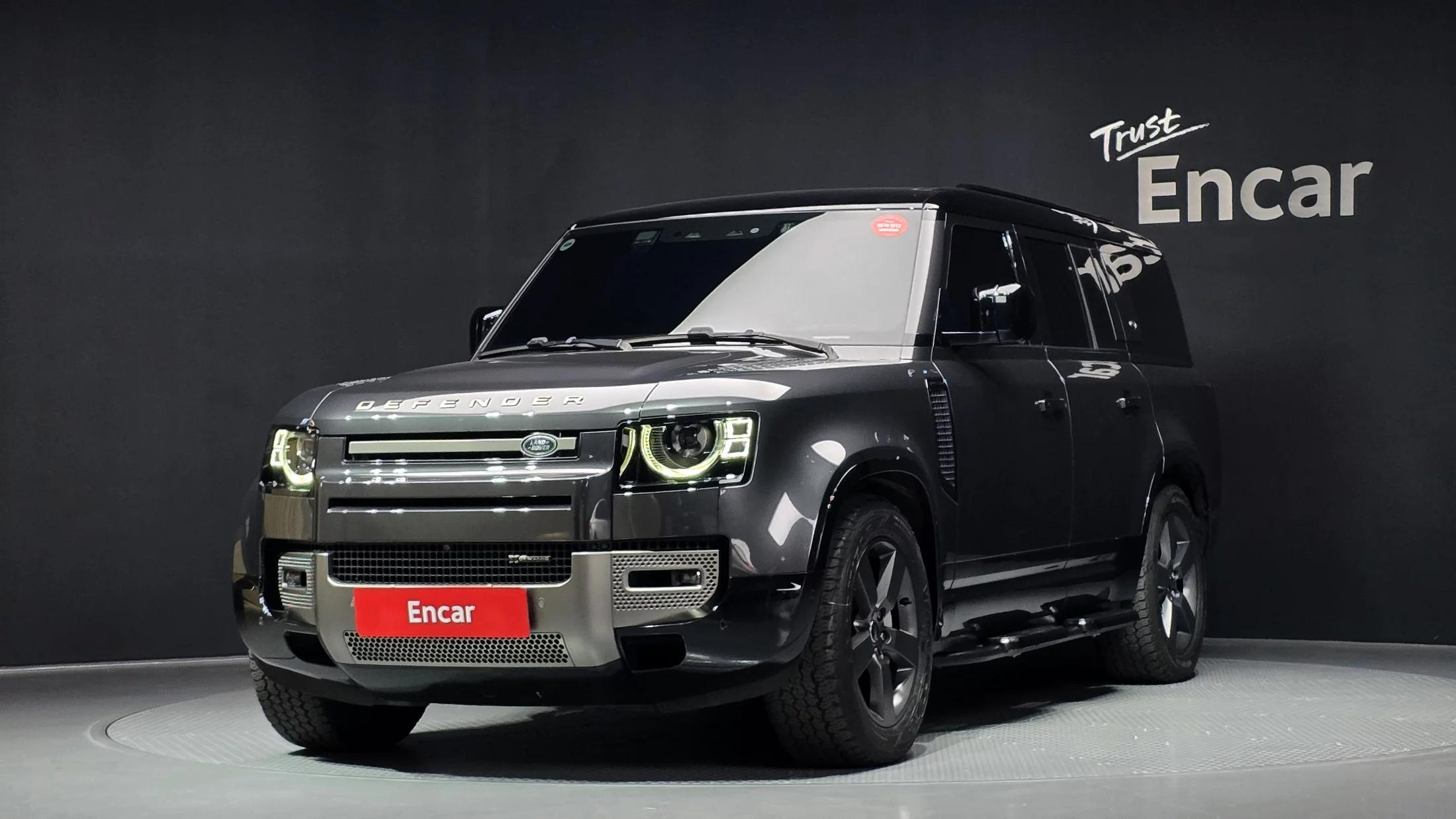 Land Rover DEFENDER 130 P400 X-Dynamic HSE, 2023 г. 50364 км.