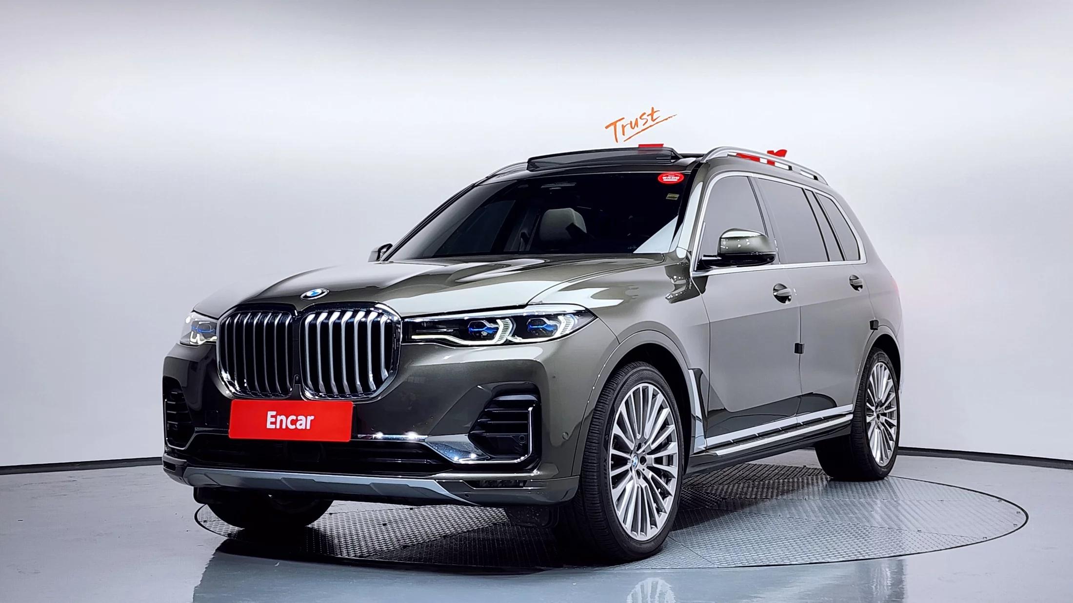 BMW X7 xDrive 40d Design Pure Excellence 7-Seater, 2022 г. 45351 км.