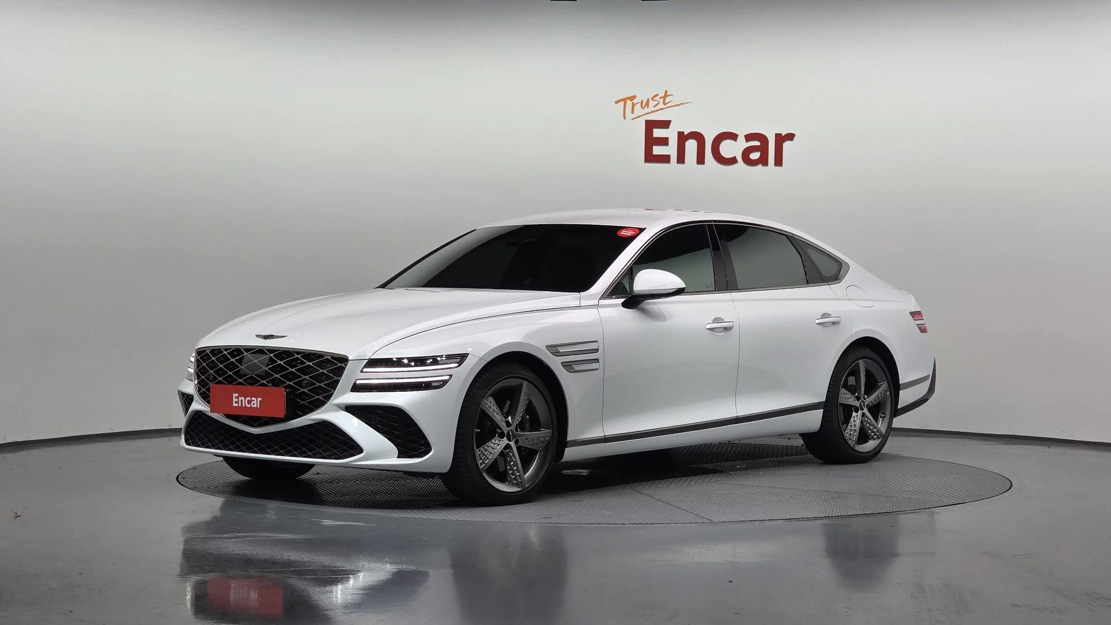Genesis G80 Gasoline 2.5 Turbo 2WD, 2025 г. 5085 км.
