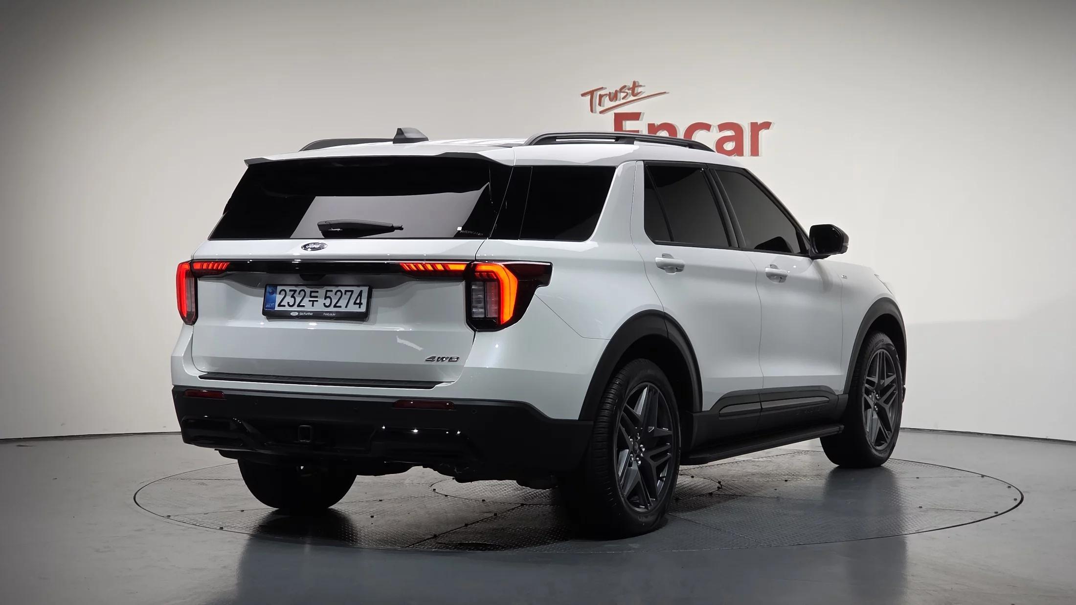 Ford EXPLORER 2.3 ST-Line 4WD, 2025 г. 5186 км.