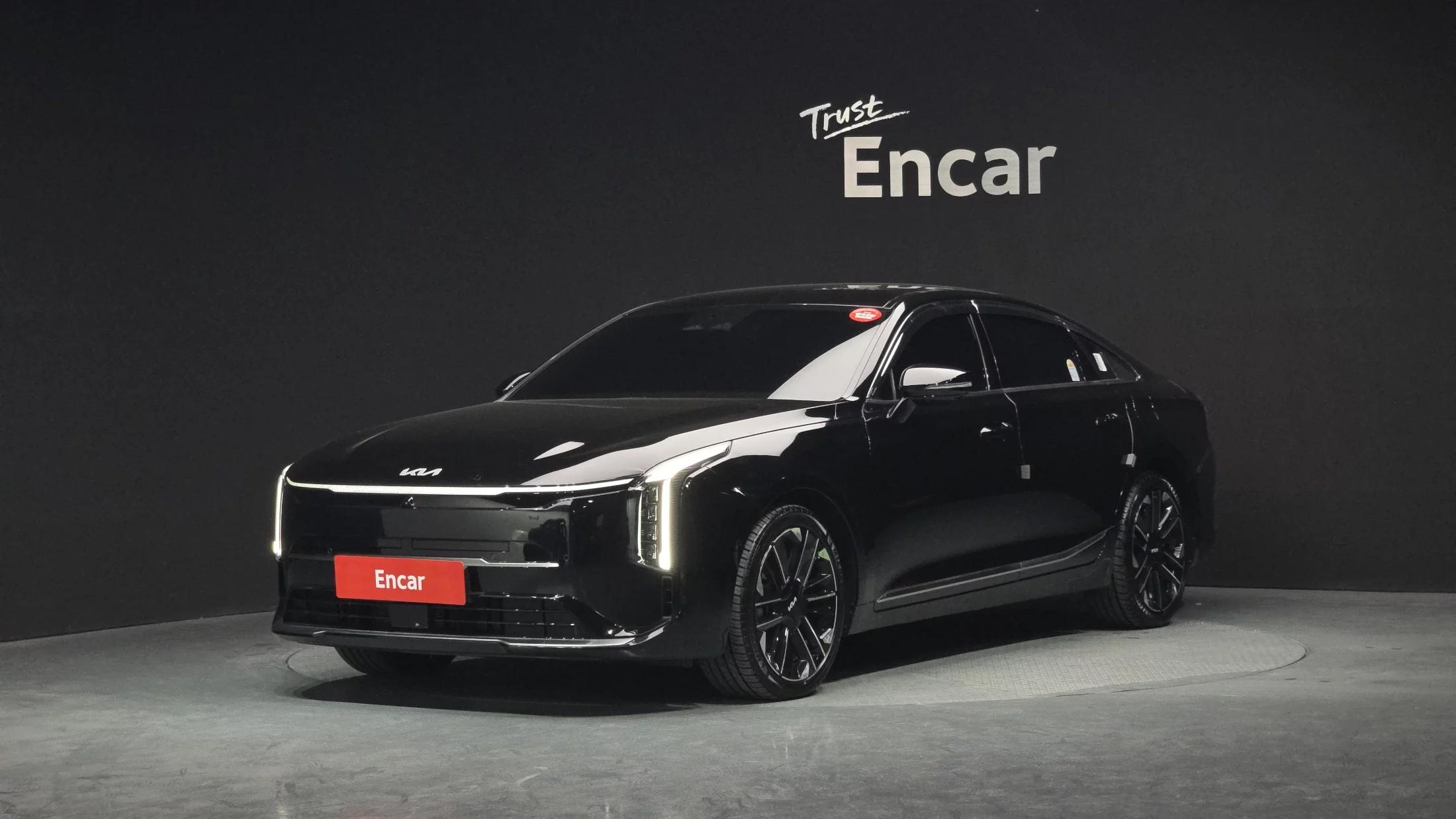 Kia K8 2.5 Gasoline 2WD Signature, 2024 г. 9148 км.