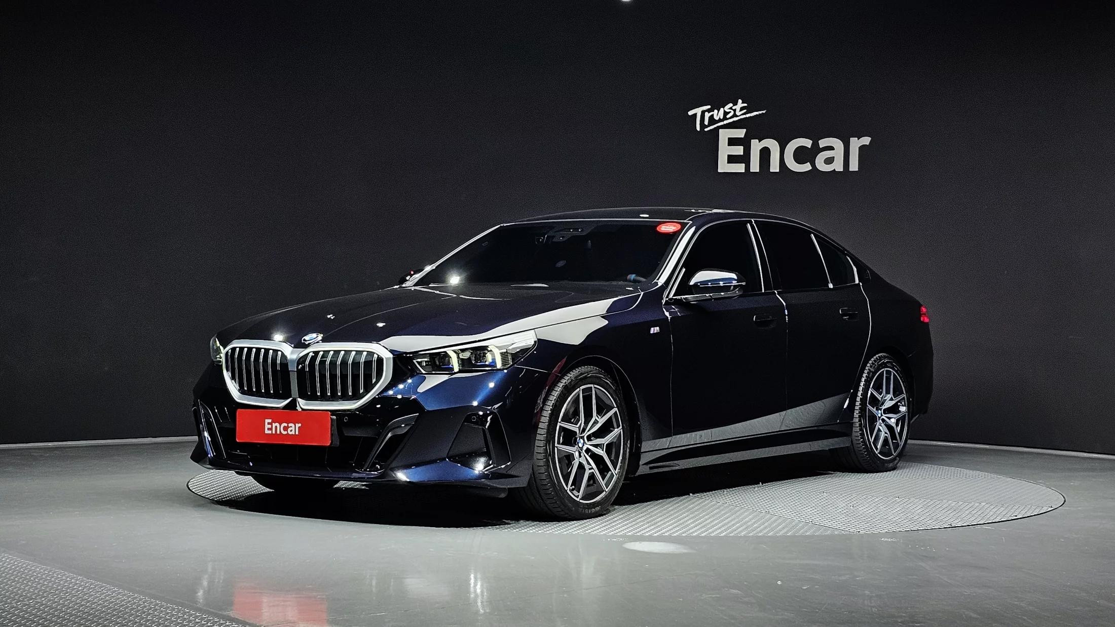 BMW 5-Series 520i M Sport, 2023 г. 32347 км.