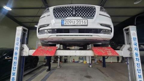 Lincoln AVIATOR 3.0 Black Label AWD, 2021 г. 58867 км.