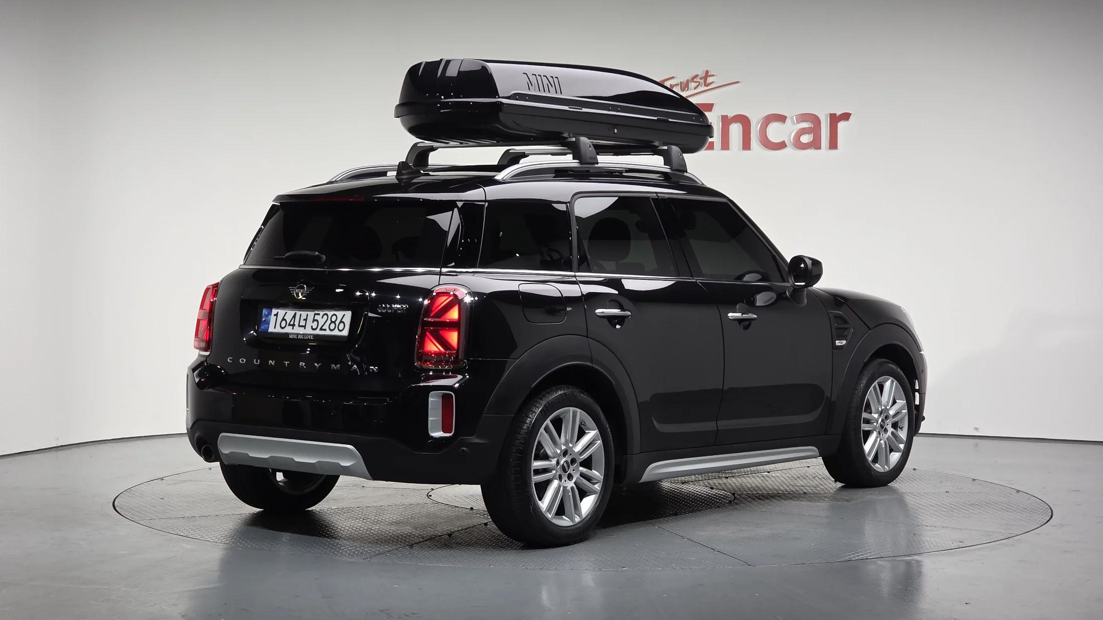 MINI Countryman Classic 2nd, 2022 г. 33487 км.