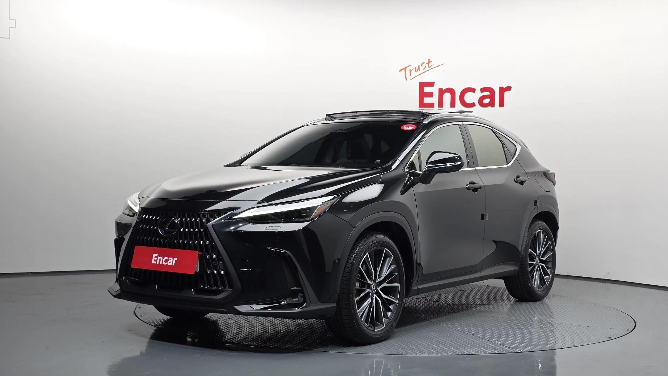 Lexus NX350h Luxury, гибрид, 2025 г. 1827 км.