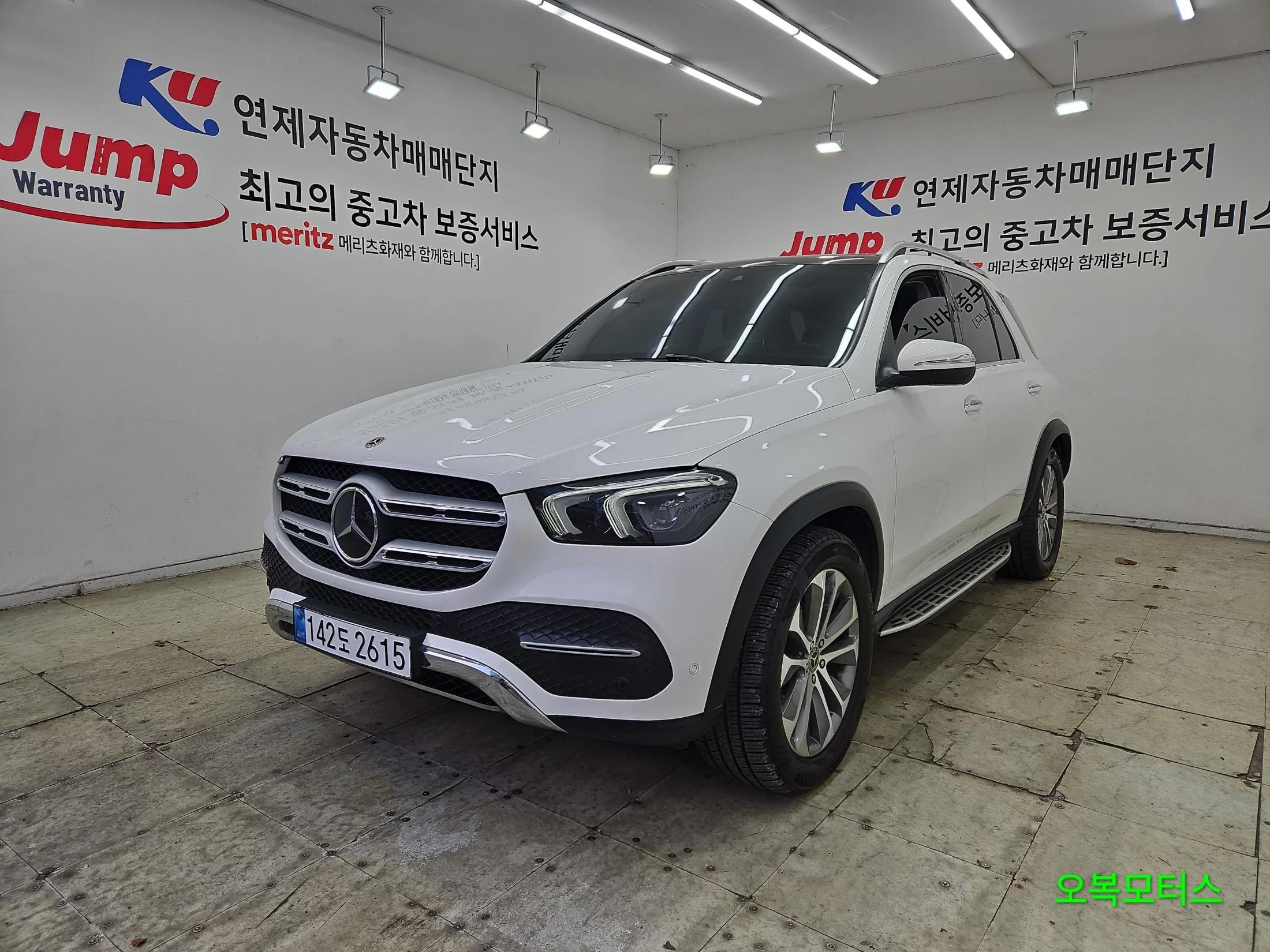 Mercedes-Benz GLE-Class GLE300d 4MATIC, 2021 г. 106798 км.