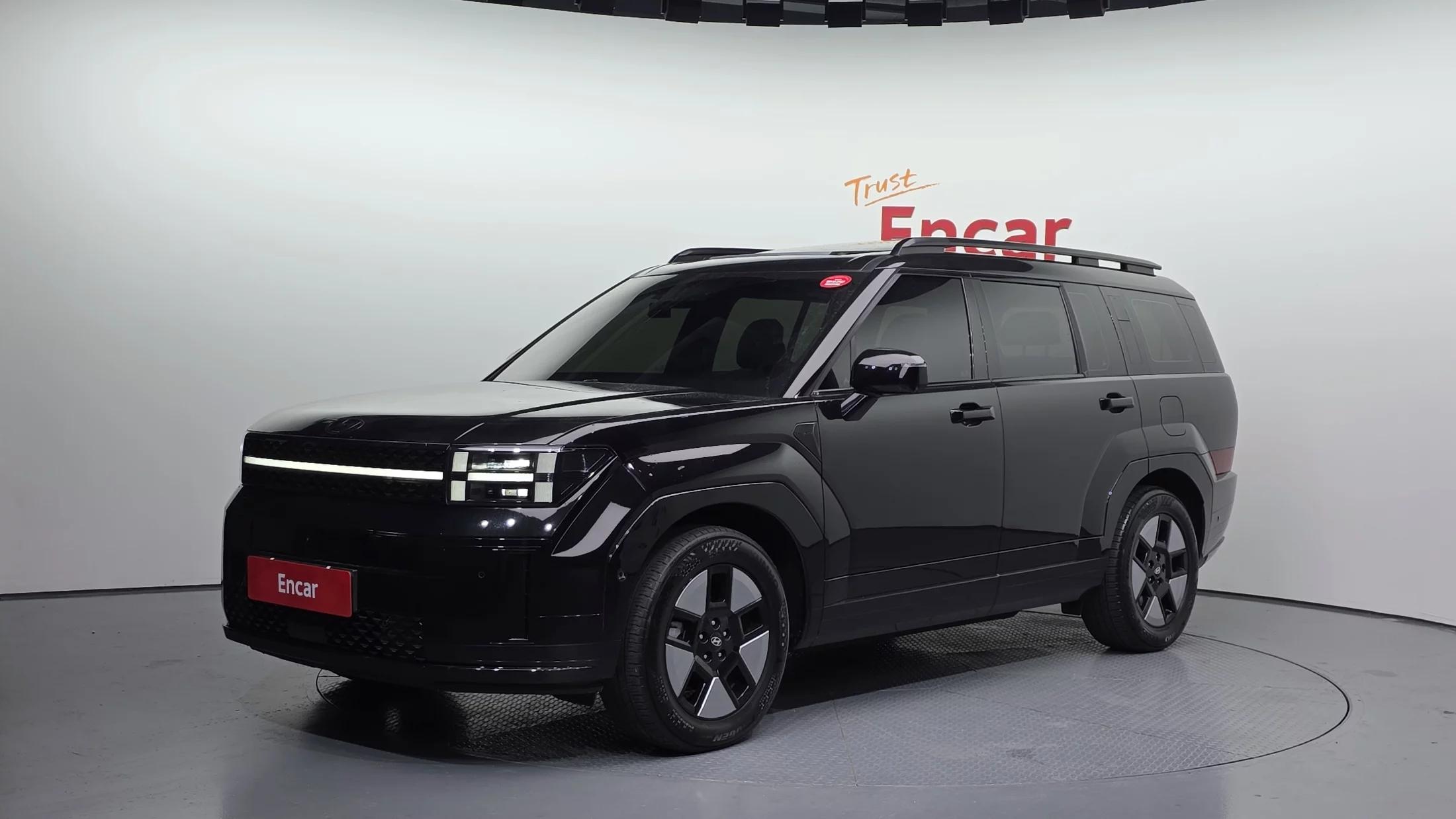 Hyundai Santa Fe HEV 1.6 2WD Calligraphy, гибрид, 2023 г. 24457 км.