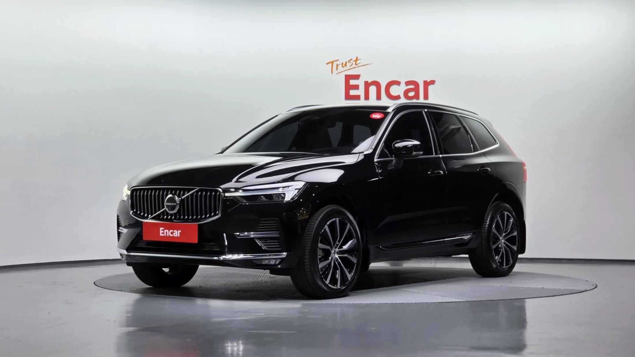 Volvo XC60 B6 Ultimate Bright, 2024 г. 18245 км.
