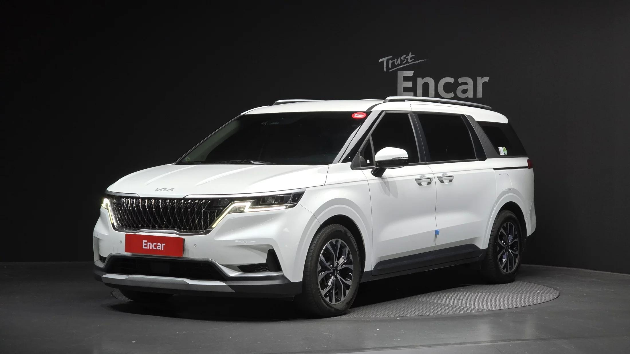 Kia Carnival 9-Seater Prestige, 2022 г. 181793 км.