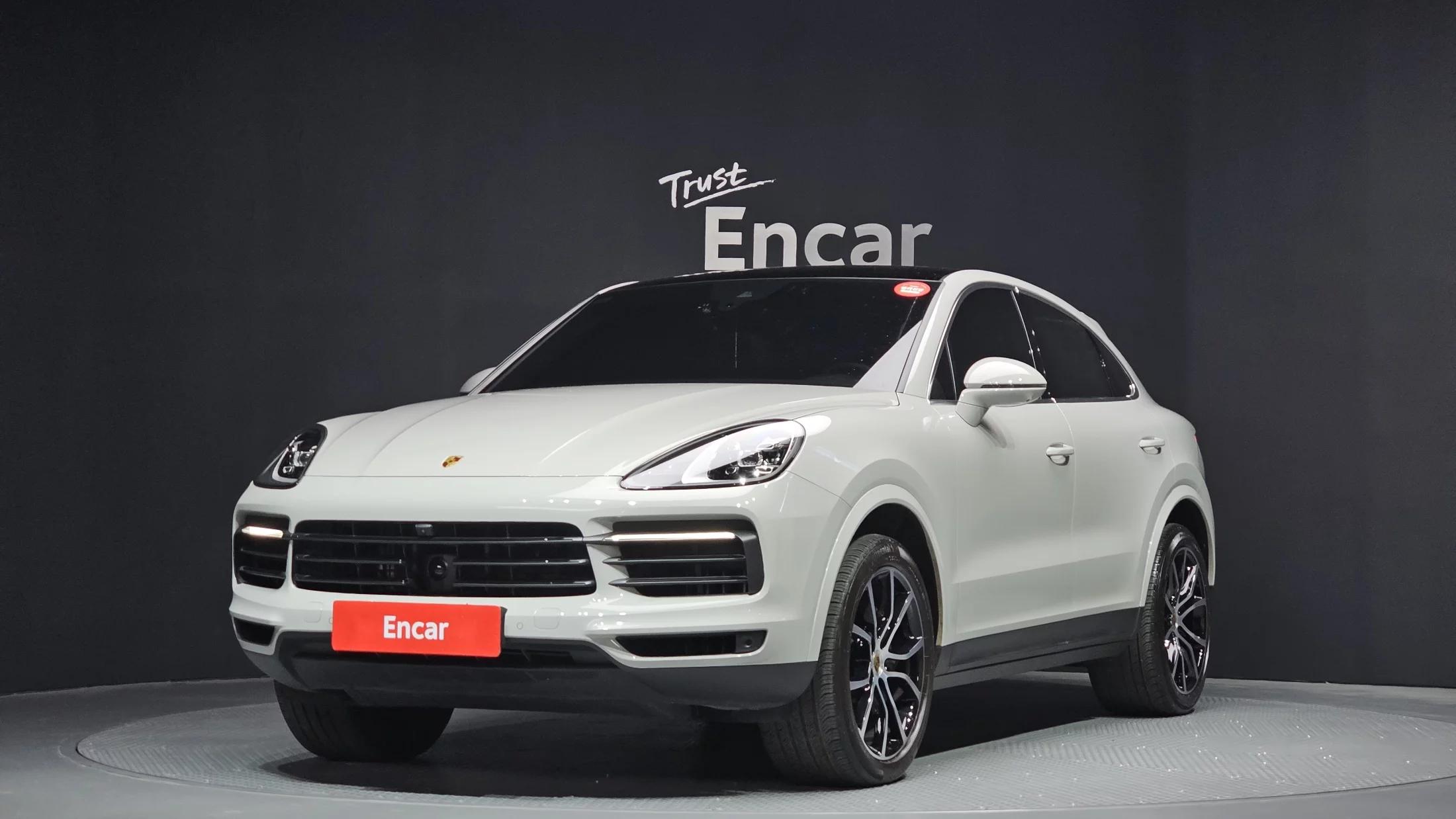 Porsche CAYENNE 3.0 Coupe, 2022 г. 31657 км.