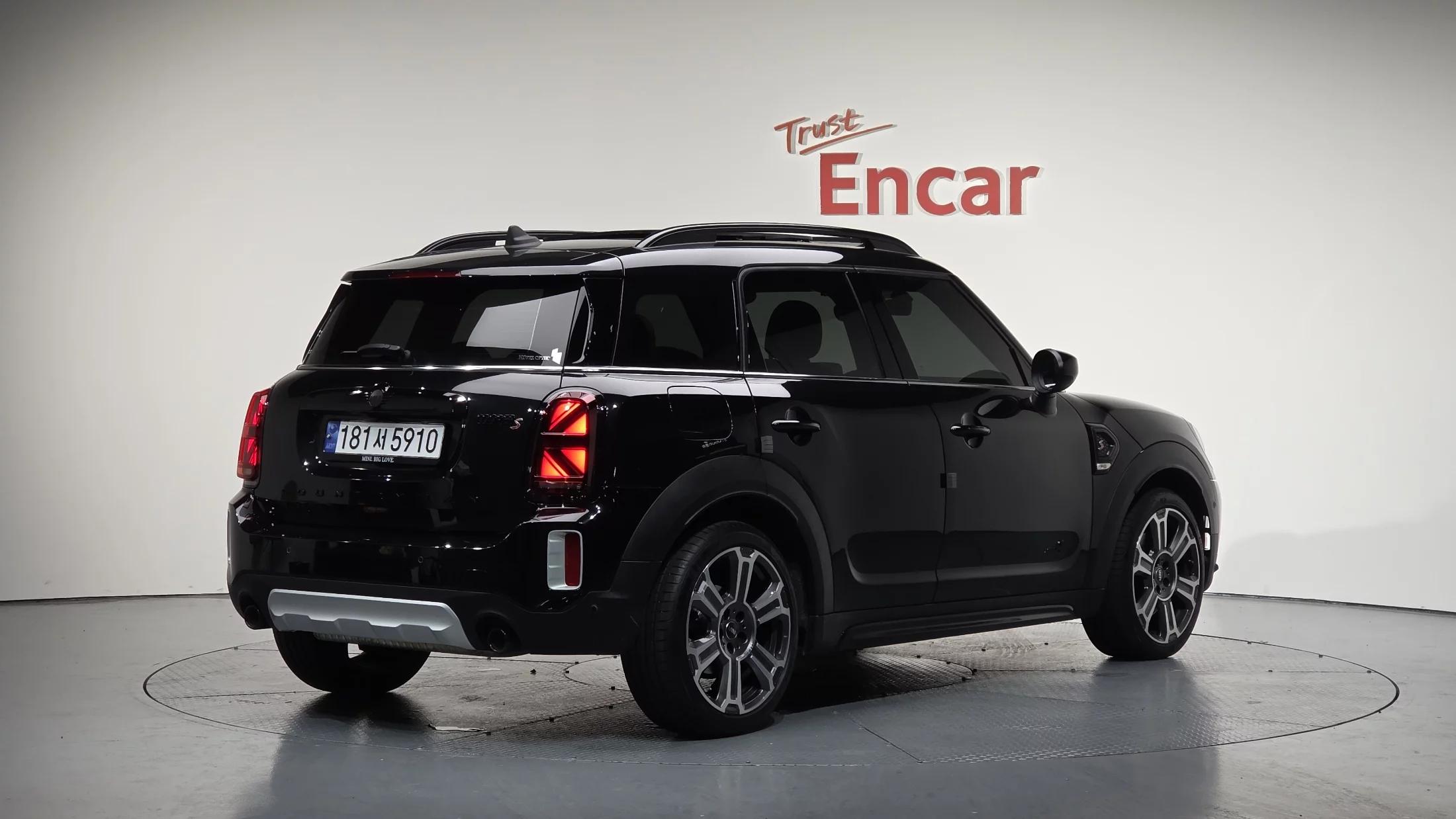 MINI Countryman ALL4 Classic 2nd, 2024 г. 9285 км.