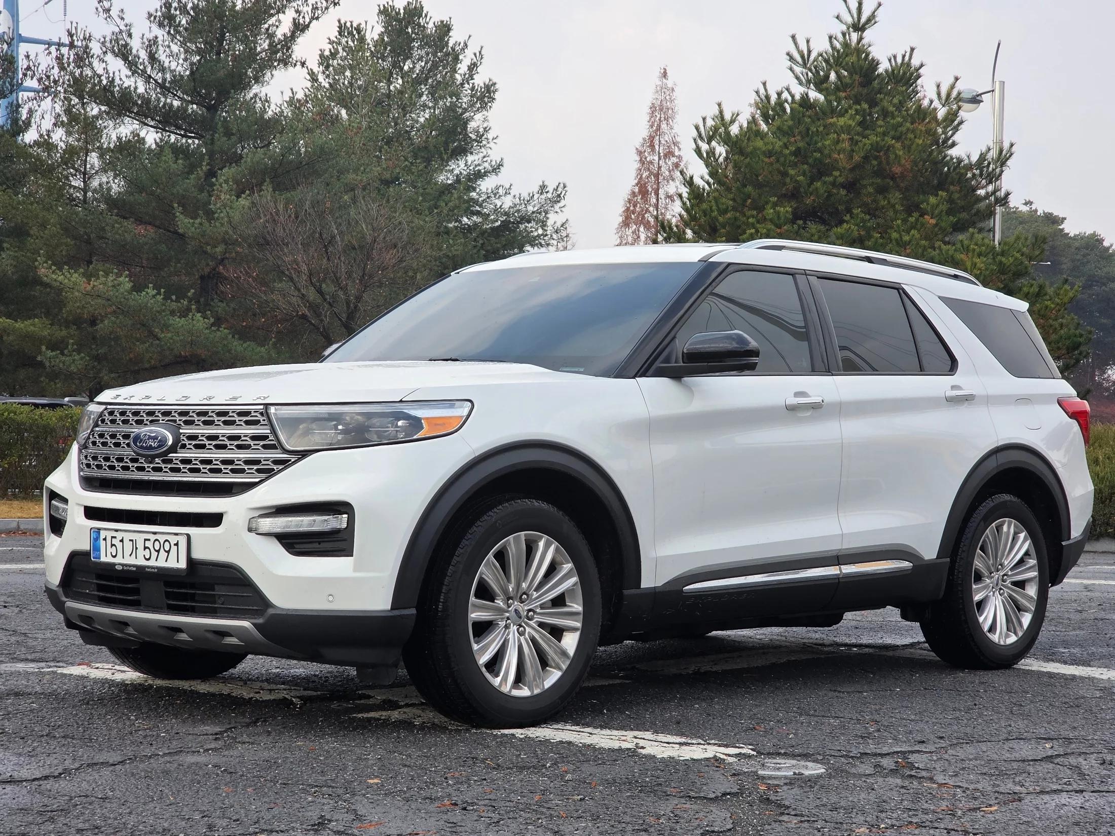 Ford EXPLORER 2.3 LimIted 4WD, 2023 г. 3674 км.