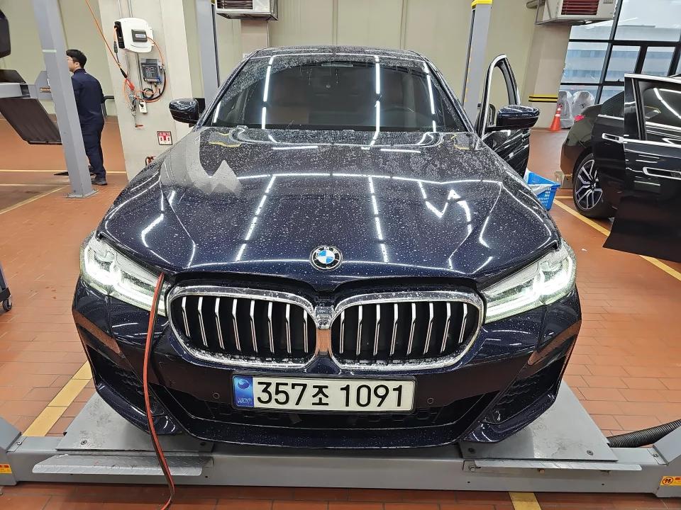 BMW 5-Series 520i M Sport, 2022 г. 42175 км.