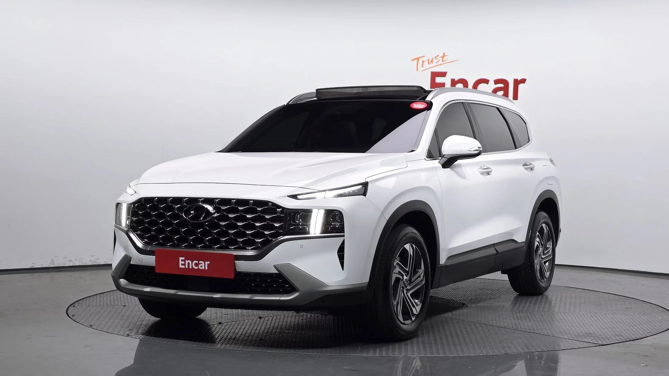 Hyundai Santa Fe Diesel 2.2 2WD Prestige, 2023 г. 26275 км.