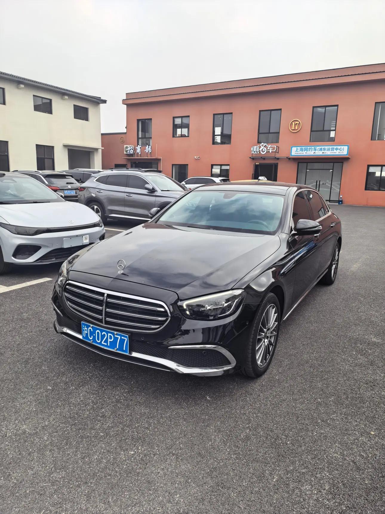 Mercedes-Benz E-Class 2022 г. 33129 км.