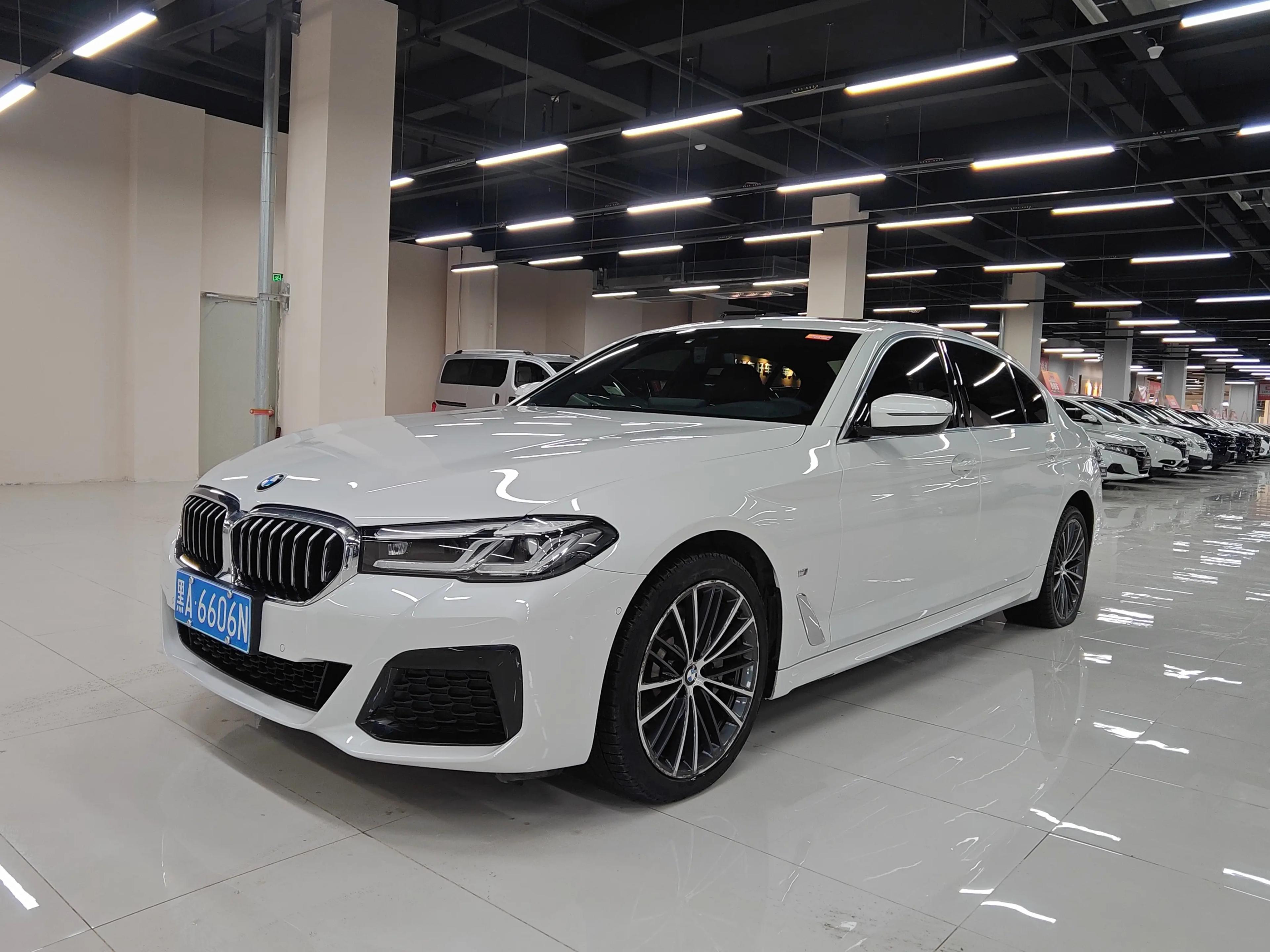 BMW 5 Series 2021 г. 110144 км.