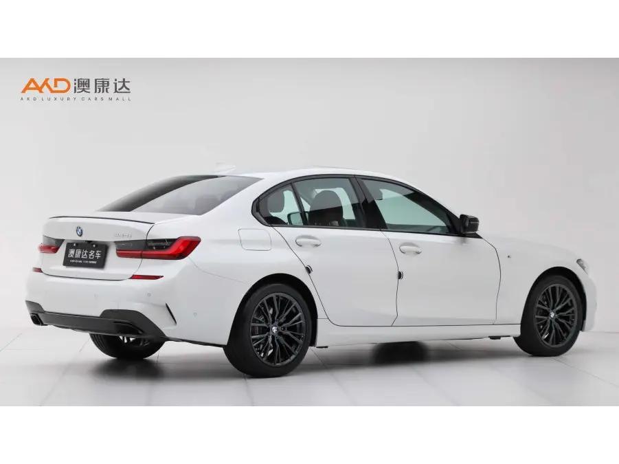 BMW 3 Series 2022 г. 19130 км.