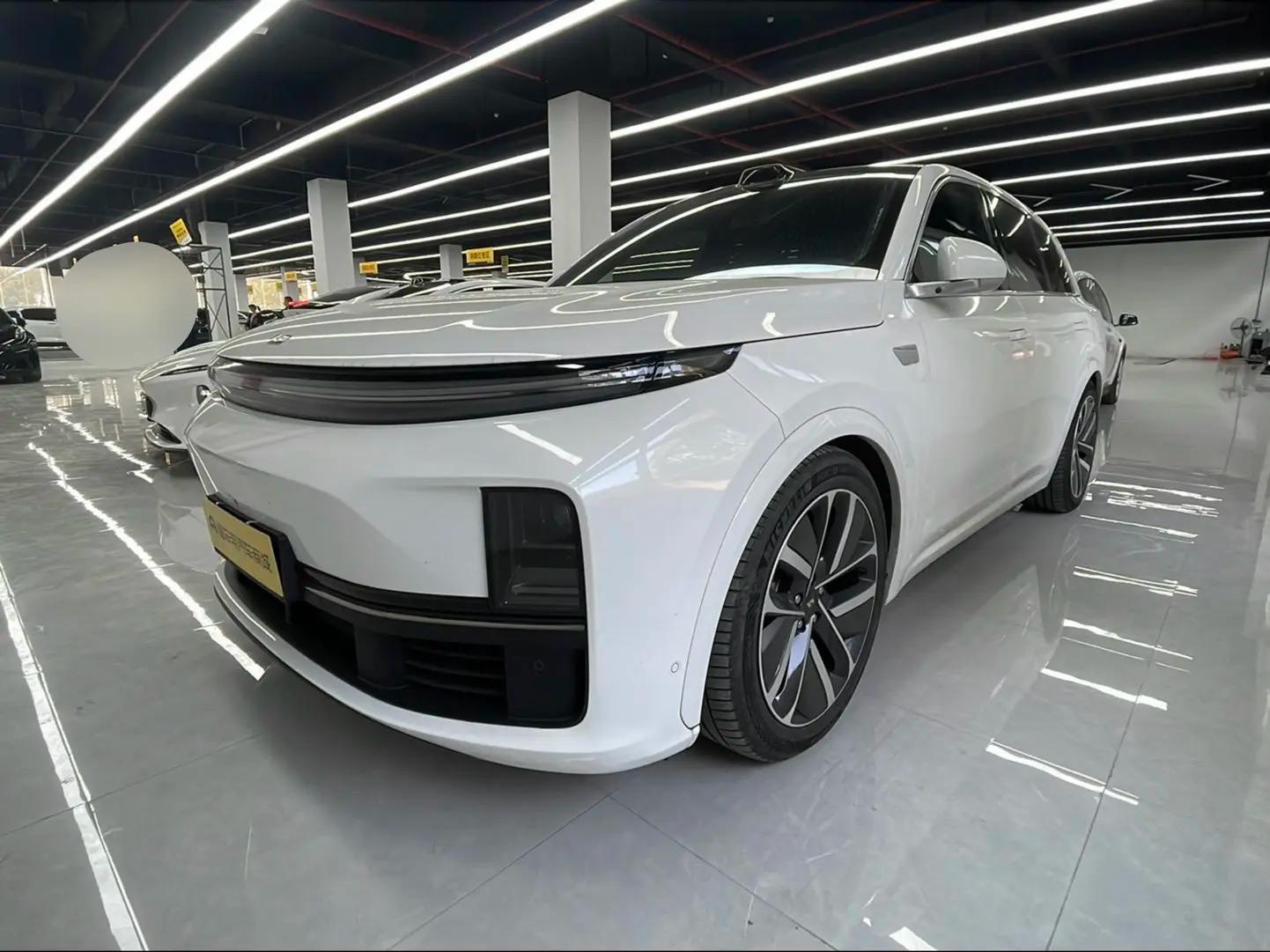 Lixiang L7 2023 г. 82723 км.
