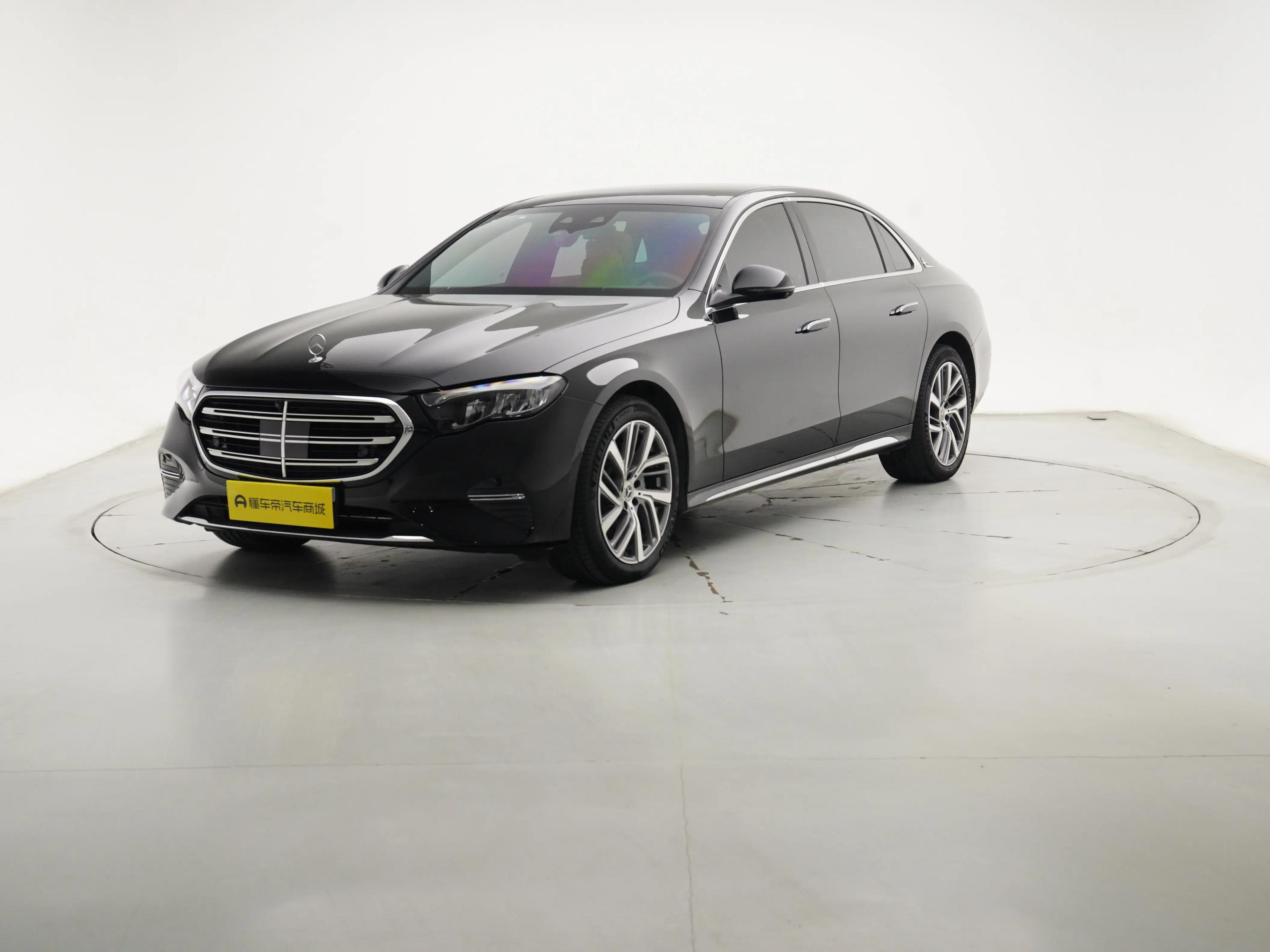 Mercedes-Benz E-Class 2024 г. 13347 км.