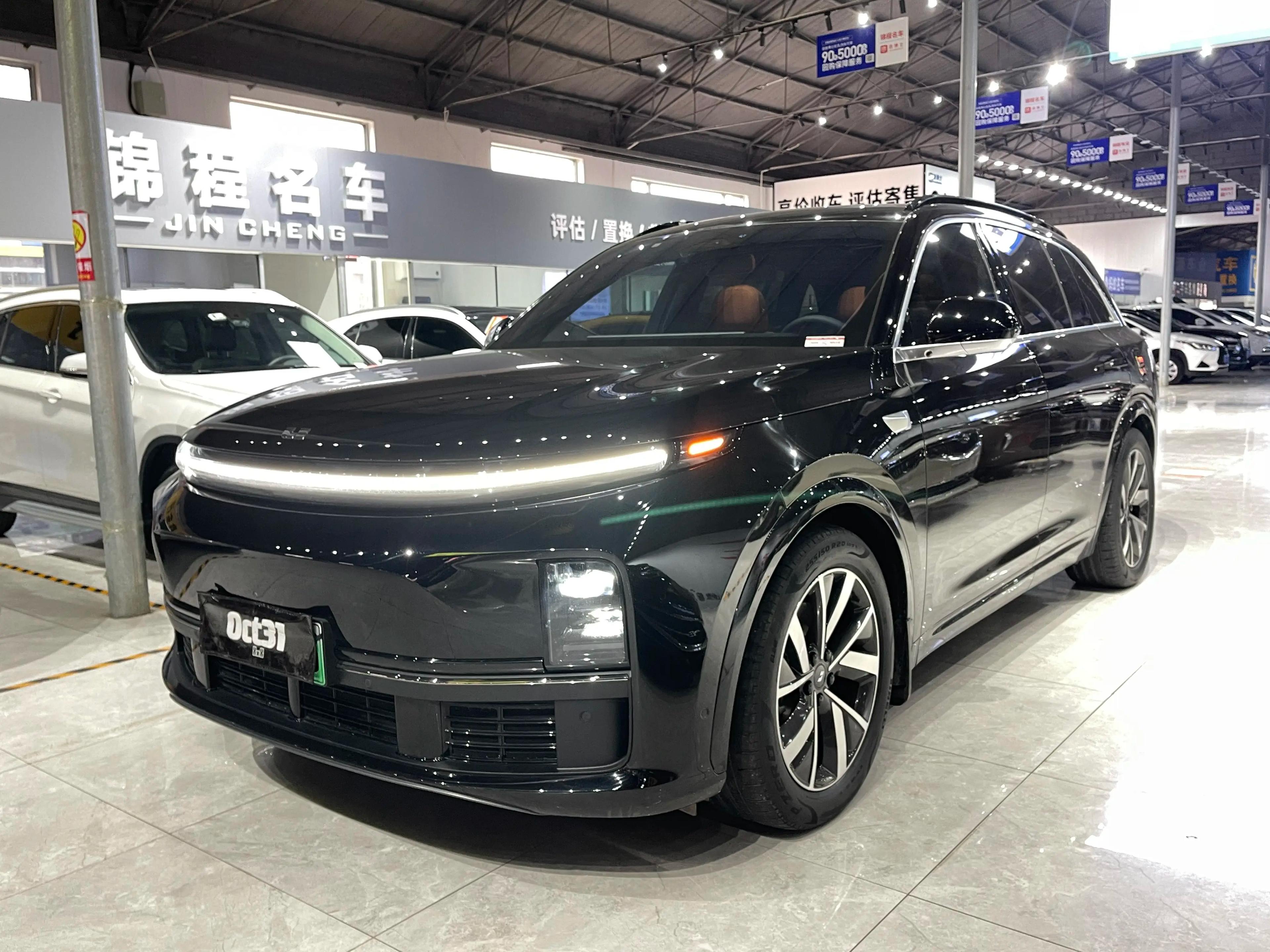 Lixiang L7 2023 г. 70112 км.