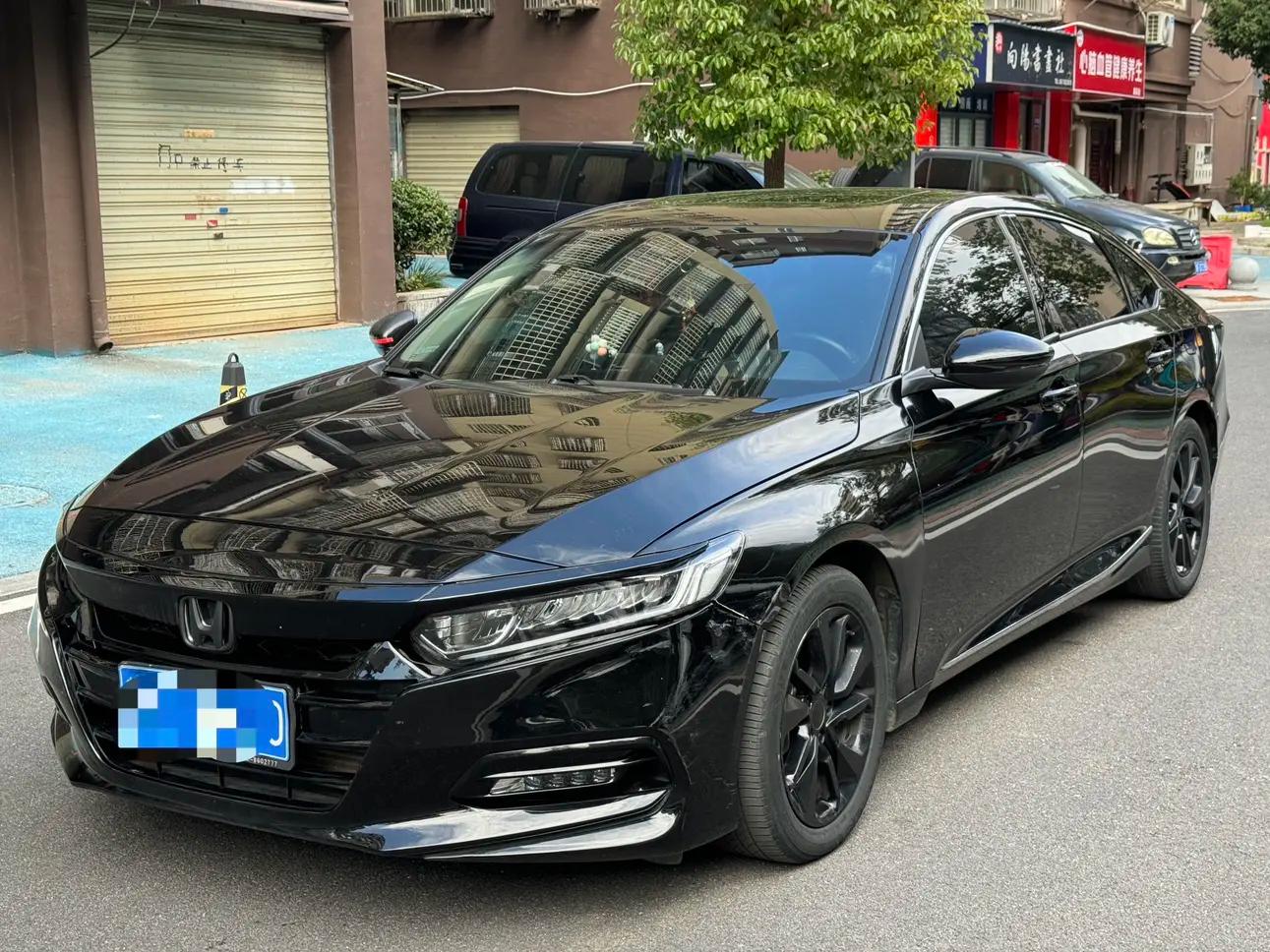 Honda Accord 2021 г. 76142 км.
