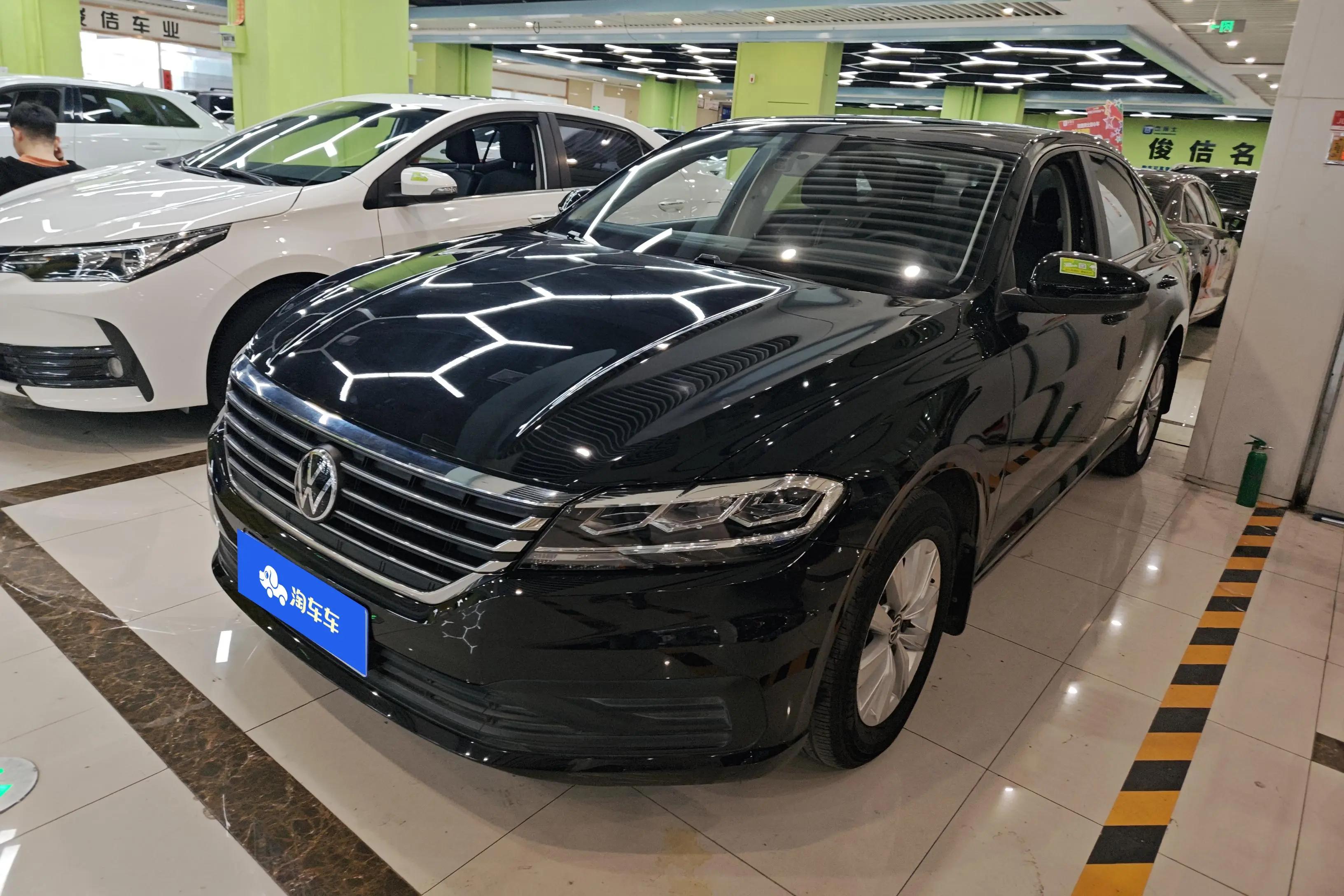 Volkswagen Lavida 2022 г. 52812 км.