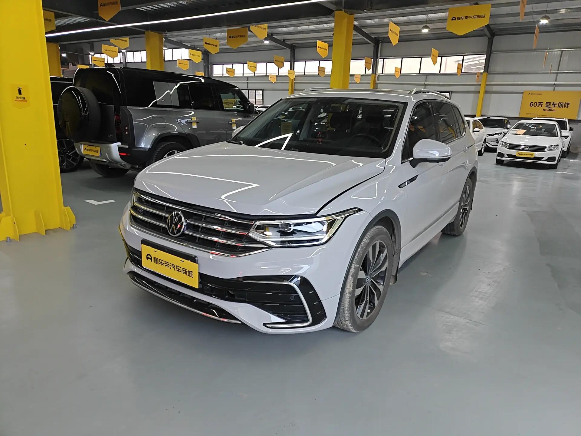 Volkswagen Tiguan L 2021 г. 57710 км.