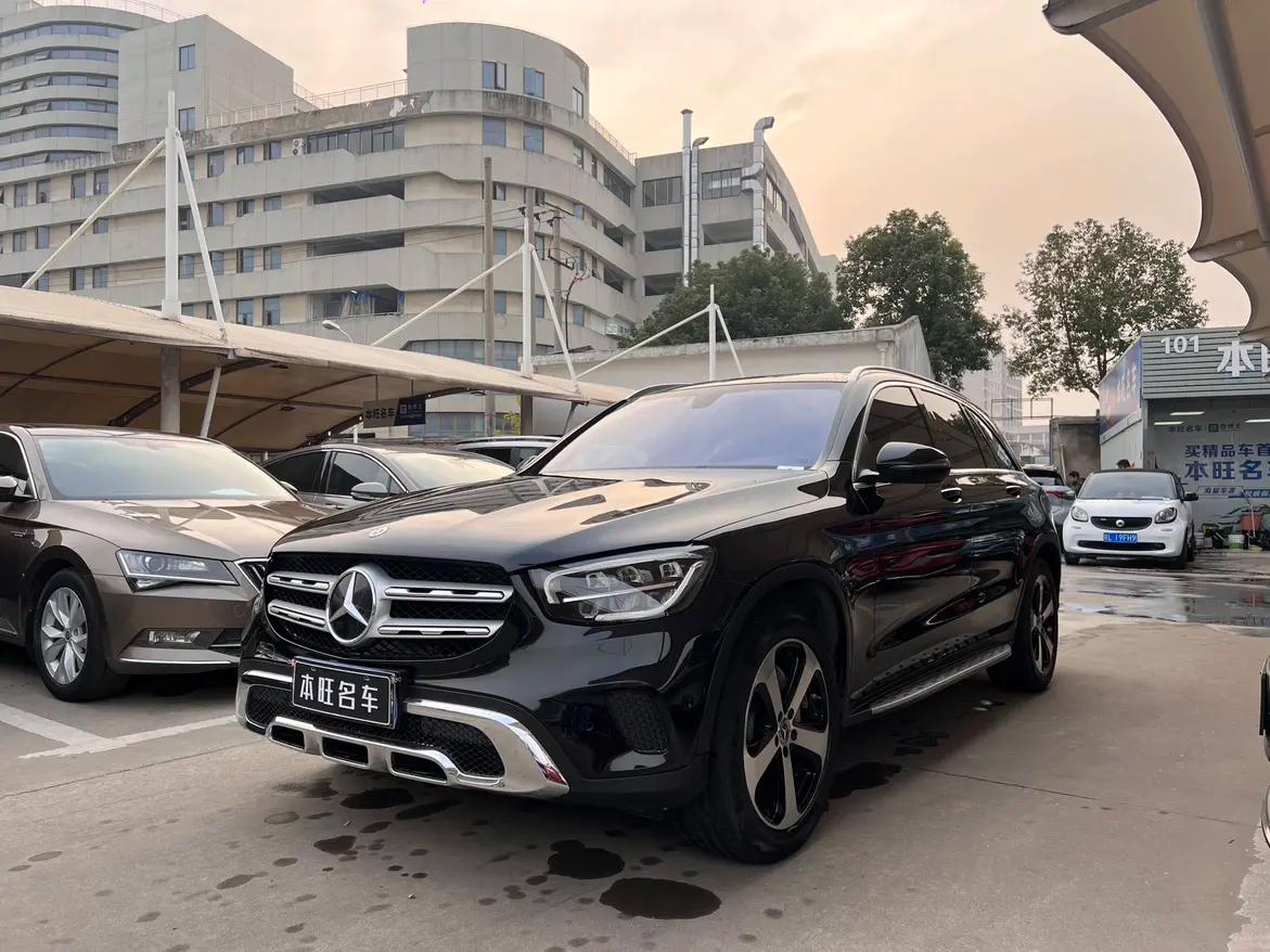 Mercedes-Benz GLC 2021 г. 110118 км.