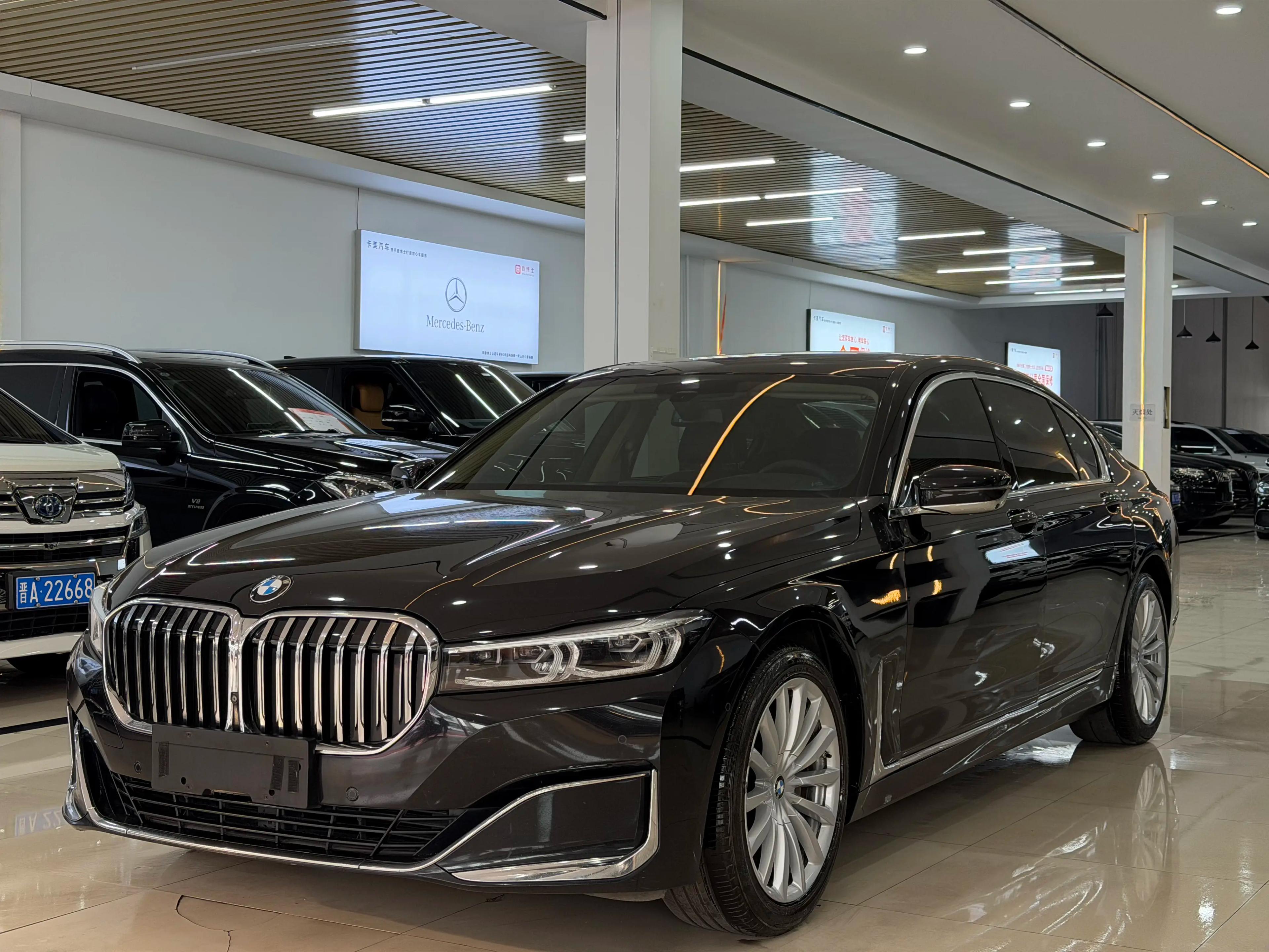 BMW 7 Series 2021 г. 110130 км.