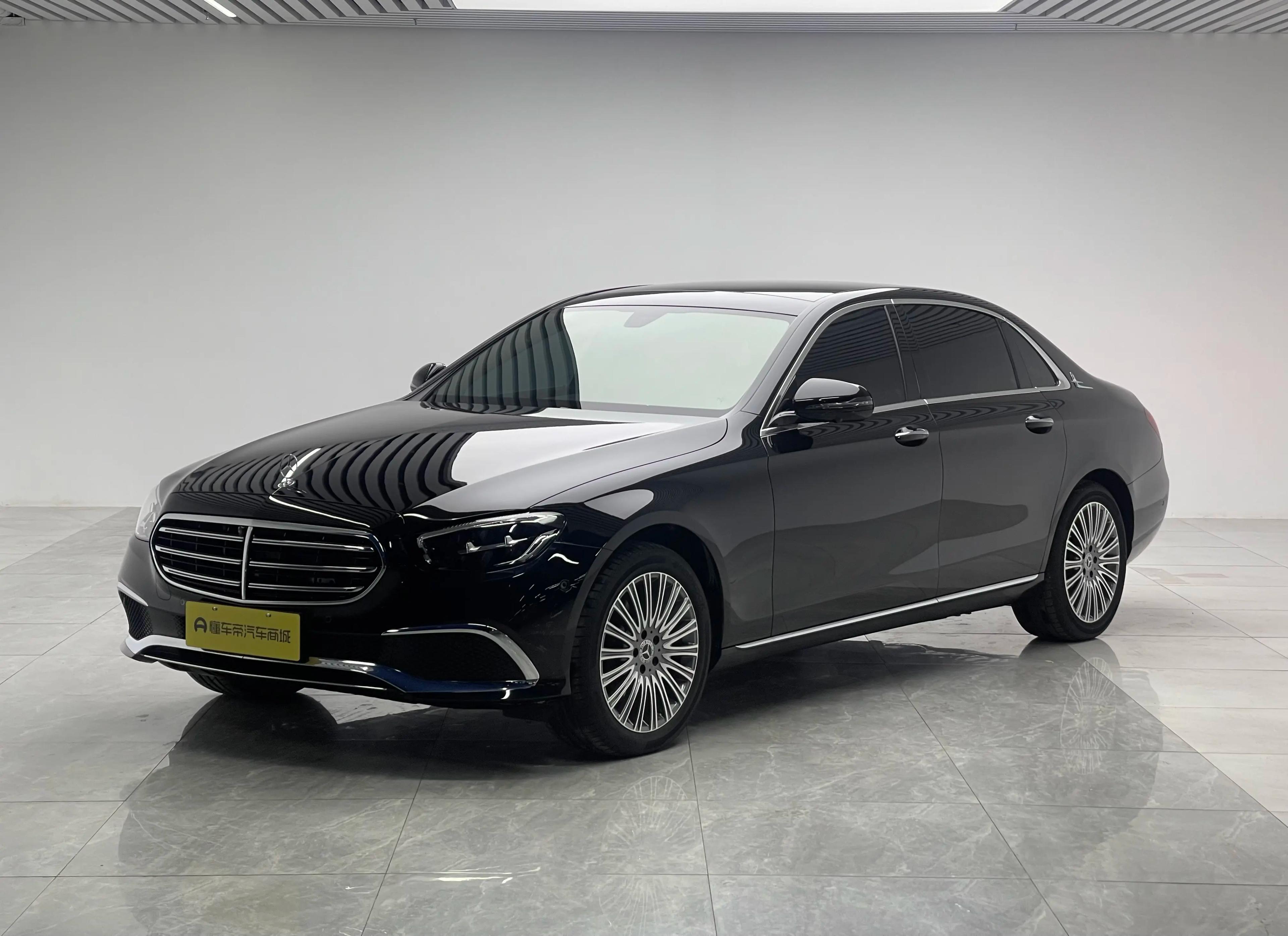 Mercedes-Benz E-Class 2022 г. 38138 км.