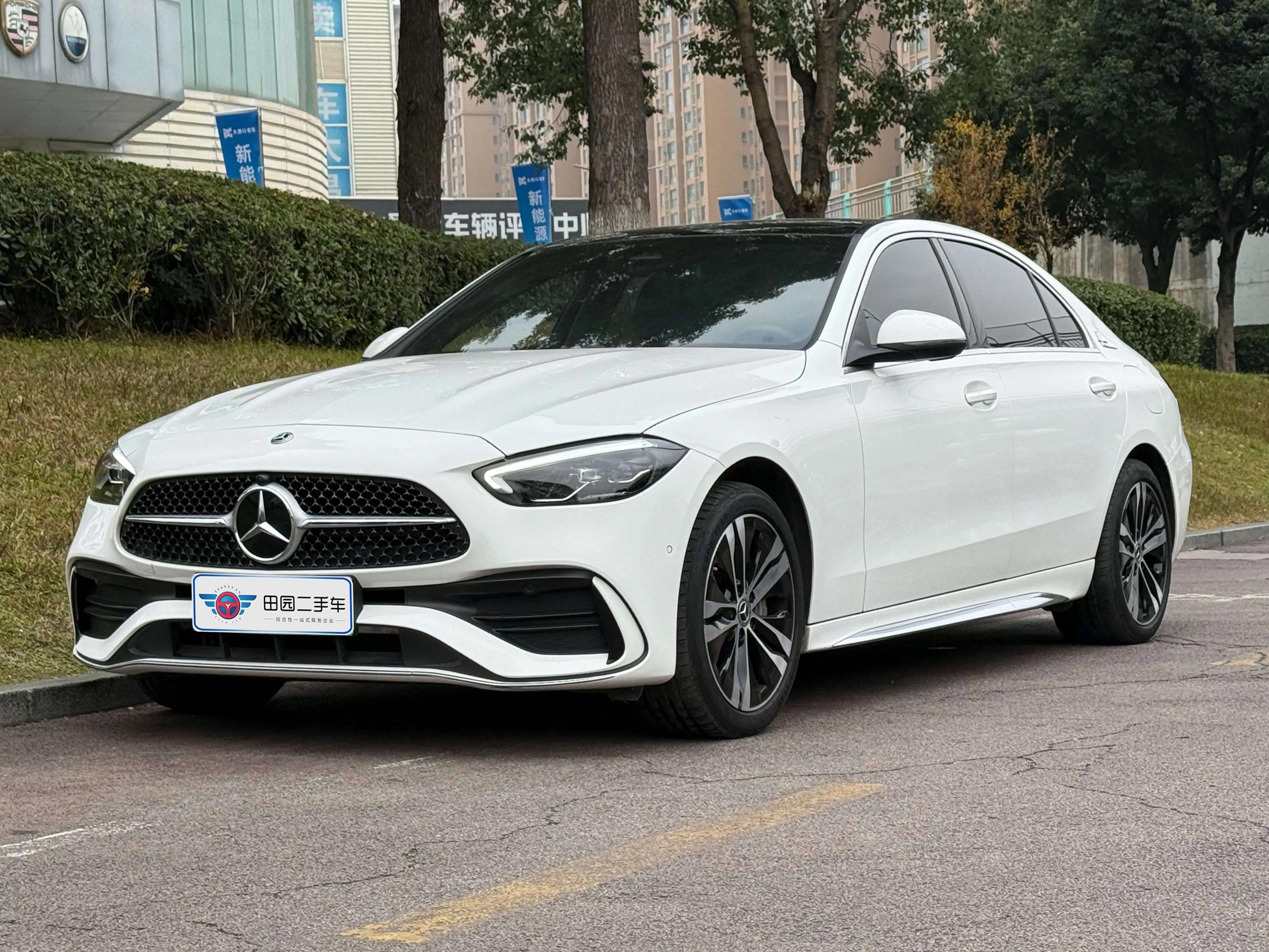 Mercedes-Benz C-Class PHEV 2024 г. 23074 км.