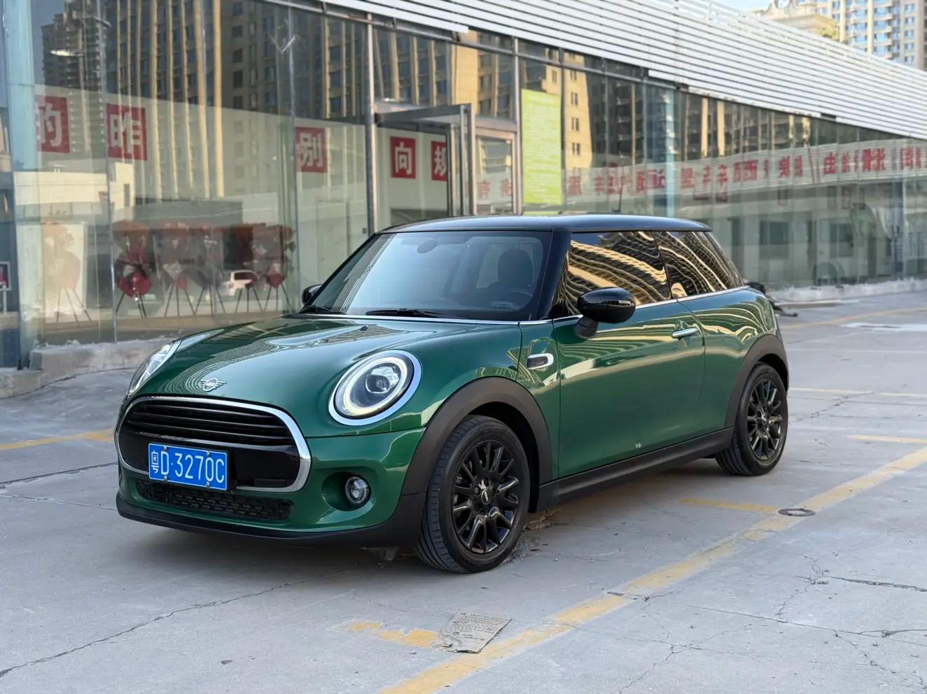 MINI 2021 г. 26131 км.