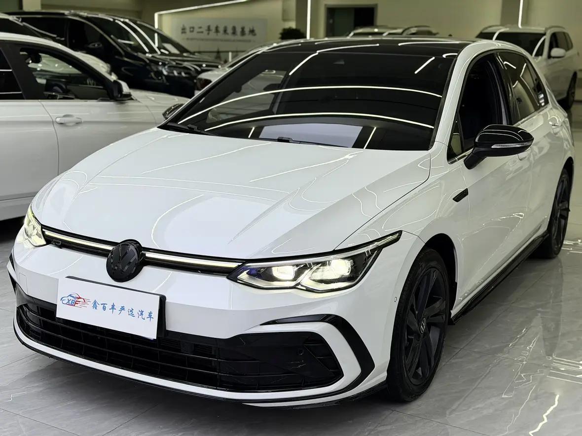Volkswagen Golf 2022 г. 48609 км.