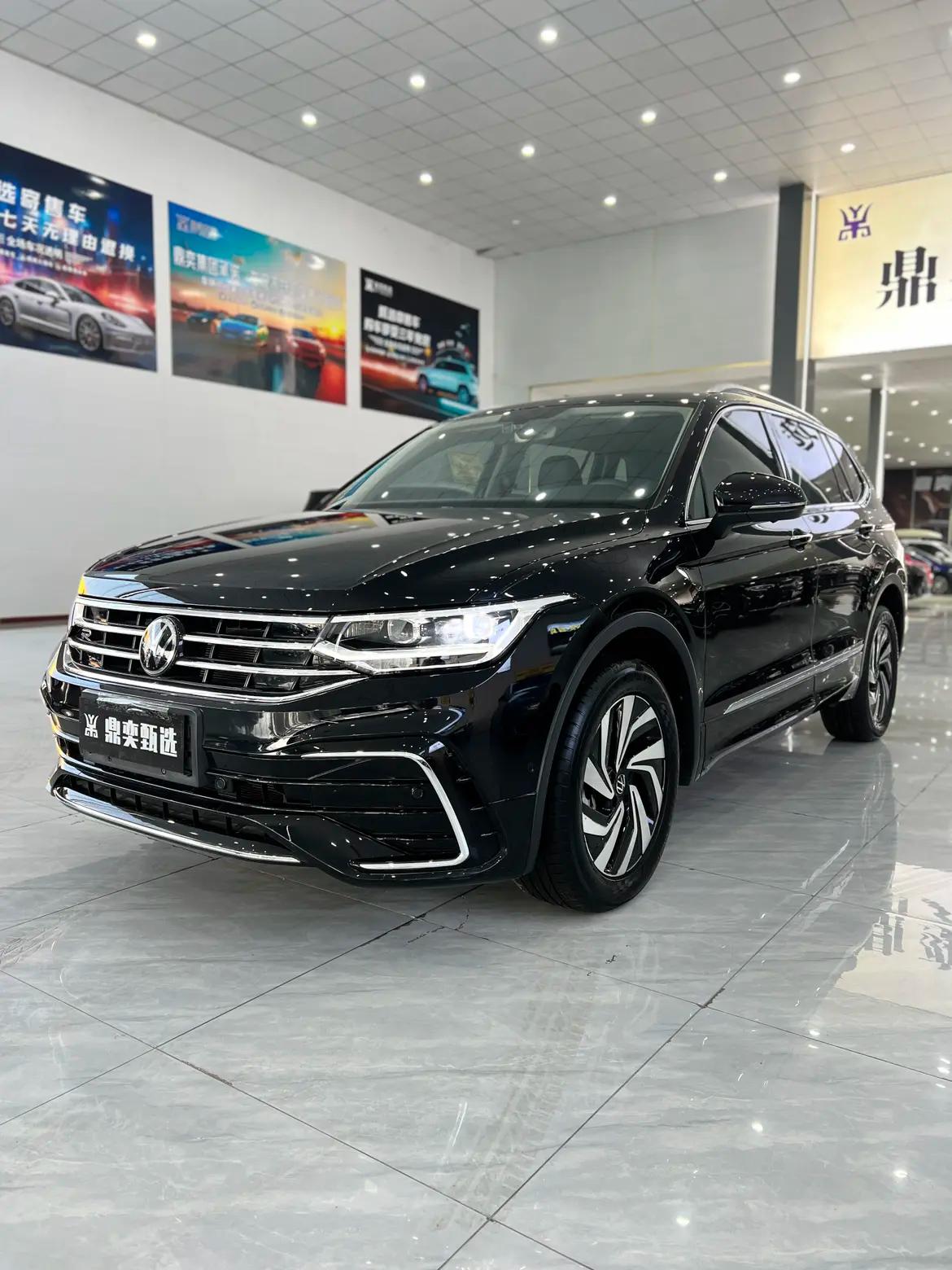 Volkswagen Tiguan L 2024 г. 20025 км.