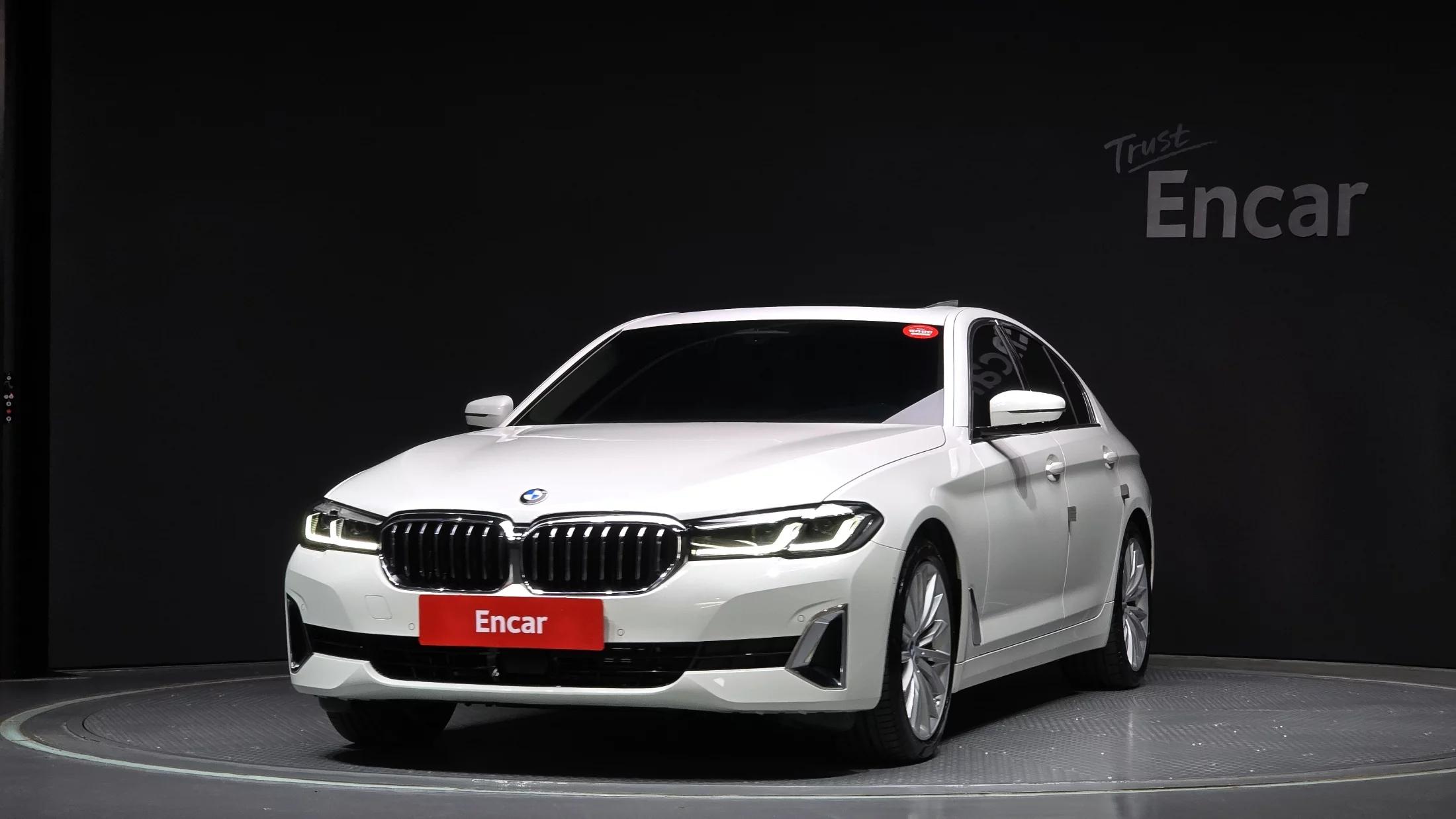 BMW 5-Series 530i xDrive Luxury, 2023 г. 40616 км.