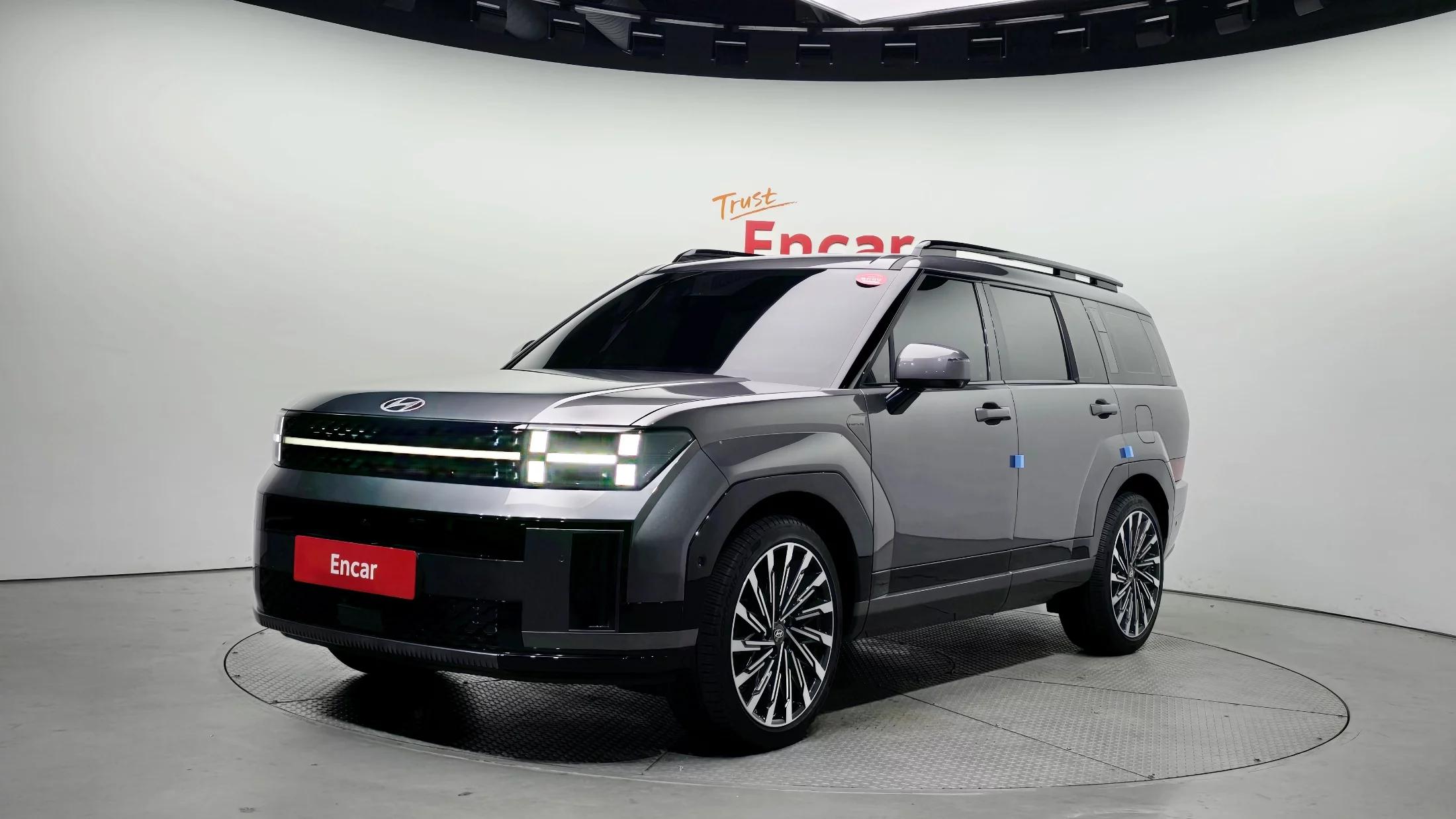 Hyundai Santa Fe Gasoline 2.5T 2WD Calligraphy, 2023 г. 31481 км.