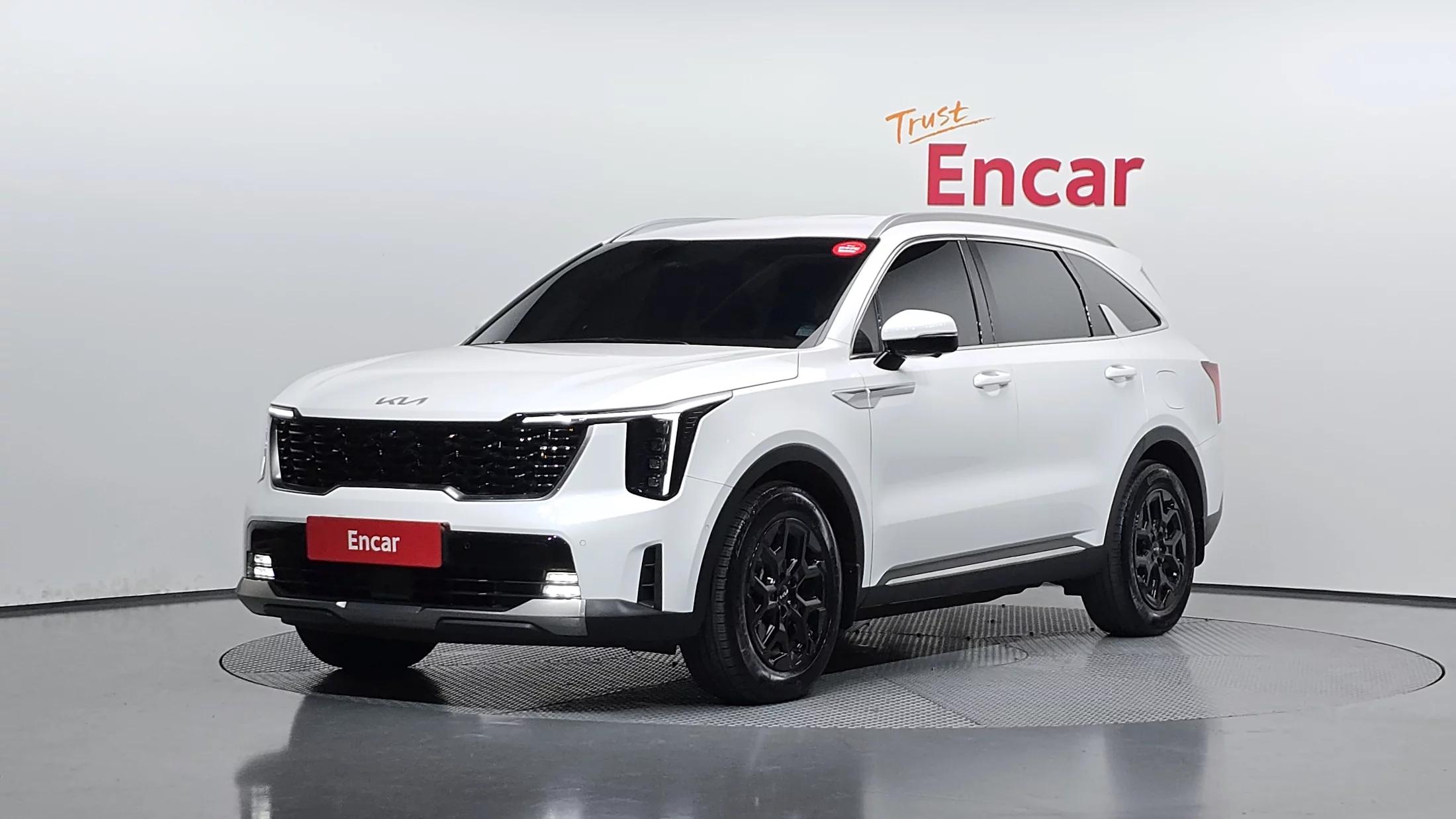 Kia Sorento HEV 1.6 2WD Signature, гибрид, 2023 г. 41044 км.