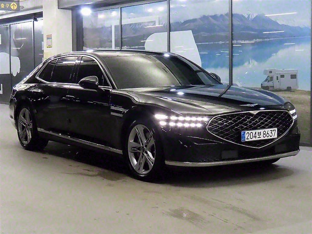 Genesis G90 Gasoline 3.5 Turbo AWD, 2022 г. 121165 км.