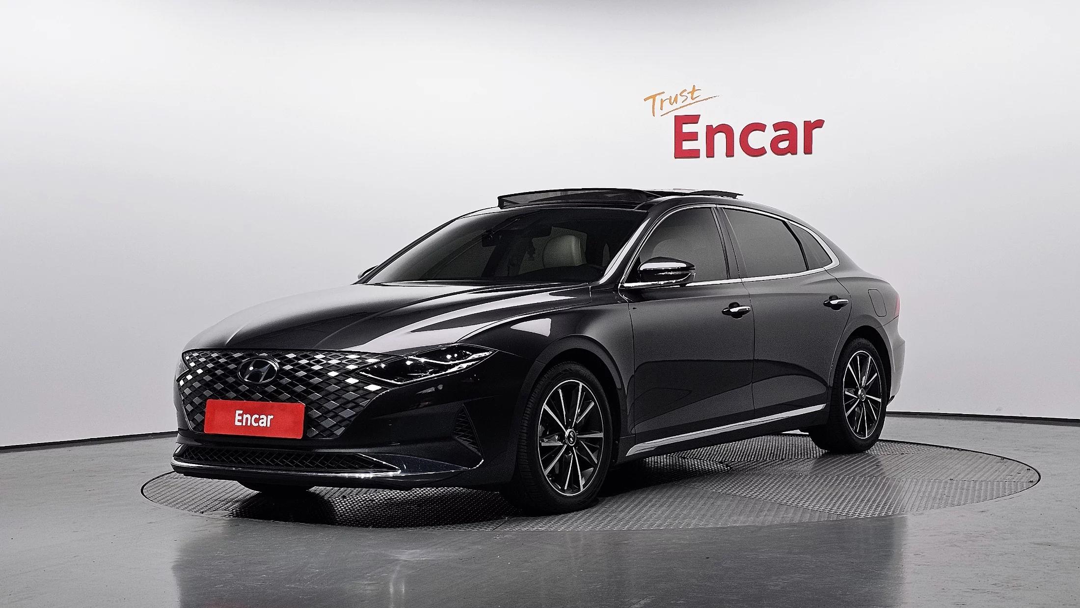 Hyundai Grandeur 2.5 Le Blanc, 2021 г. 103898 км.