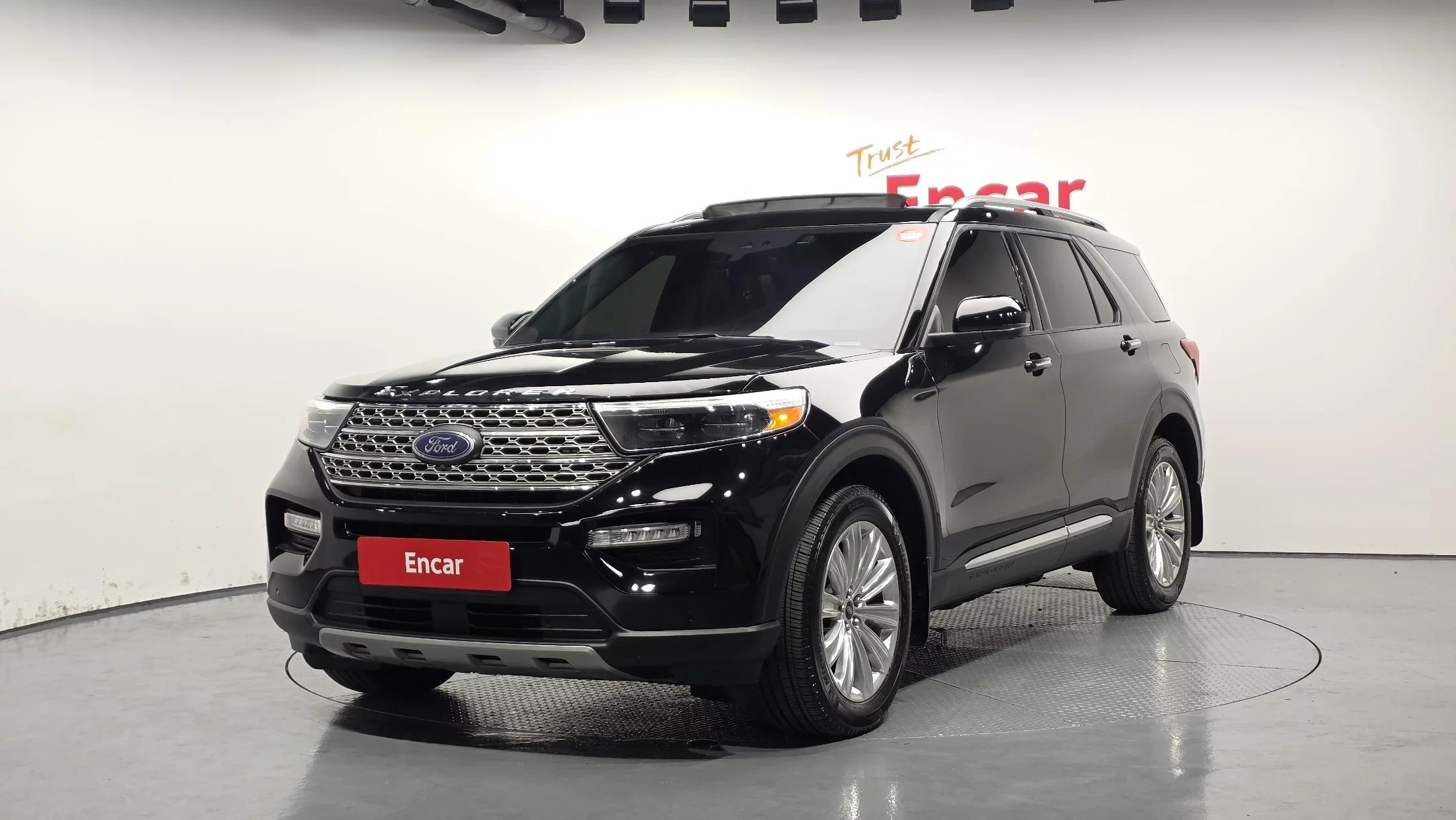 Ford EXPLORER 2.3 LimIted 4WD, 2022 г. 24459 км.