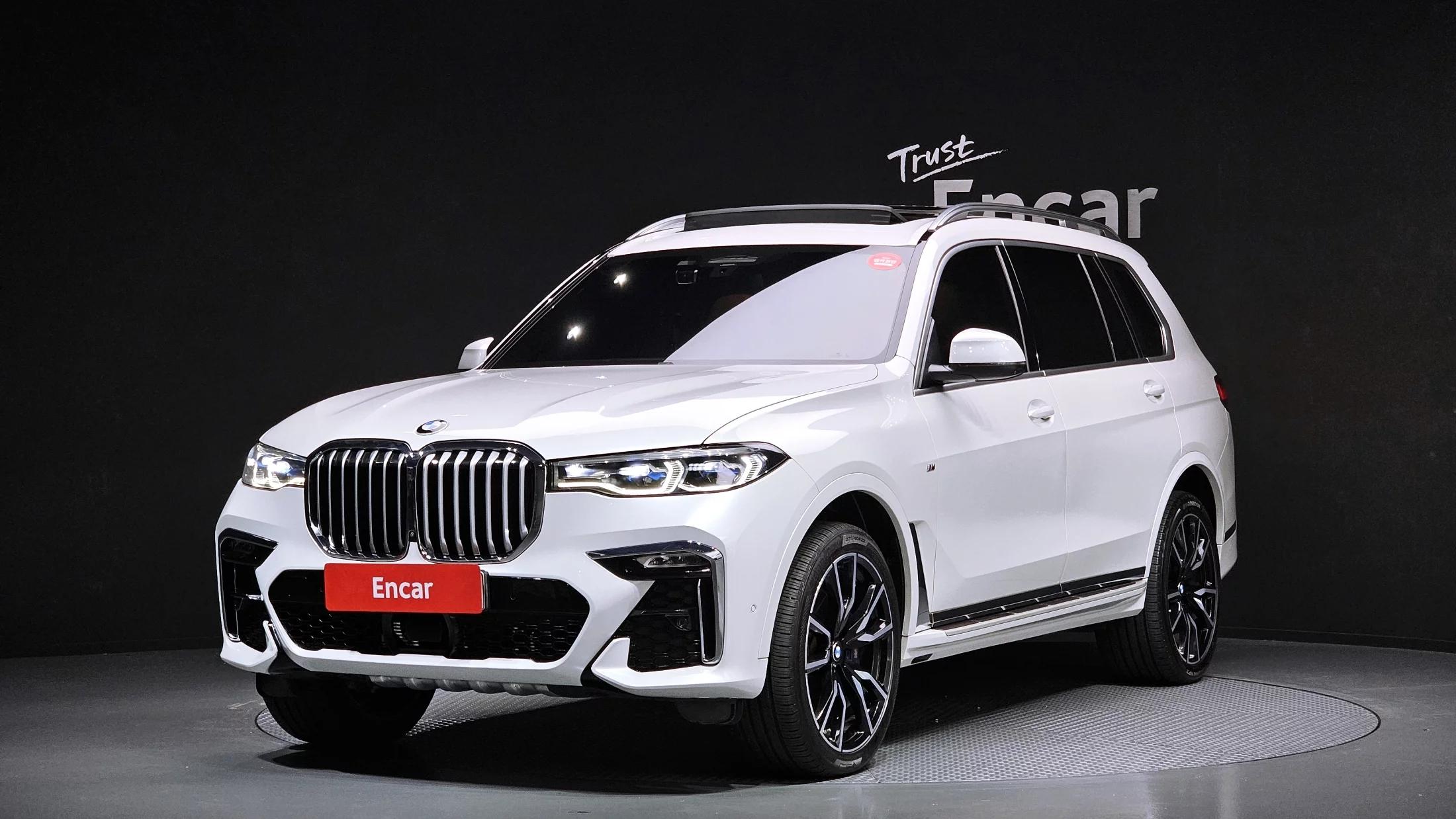 BMW X7 xDrive 40i M Sport 6STR, 2022 г. 93125 км.